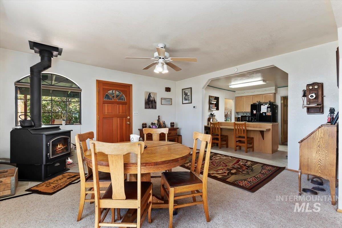 1289 E 2350 S, Bliss, Idaho 83314-5118, 4 Bedrooms, 3 Bathrooms, Residential For Sale, Price $989,000, 98929489