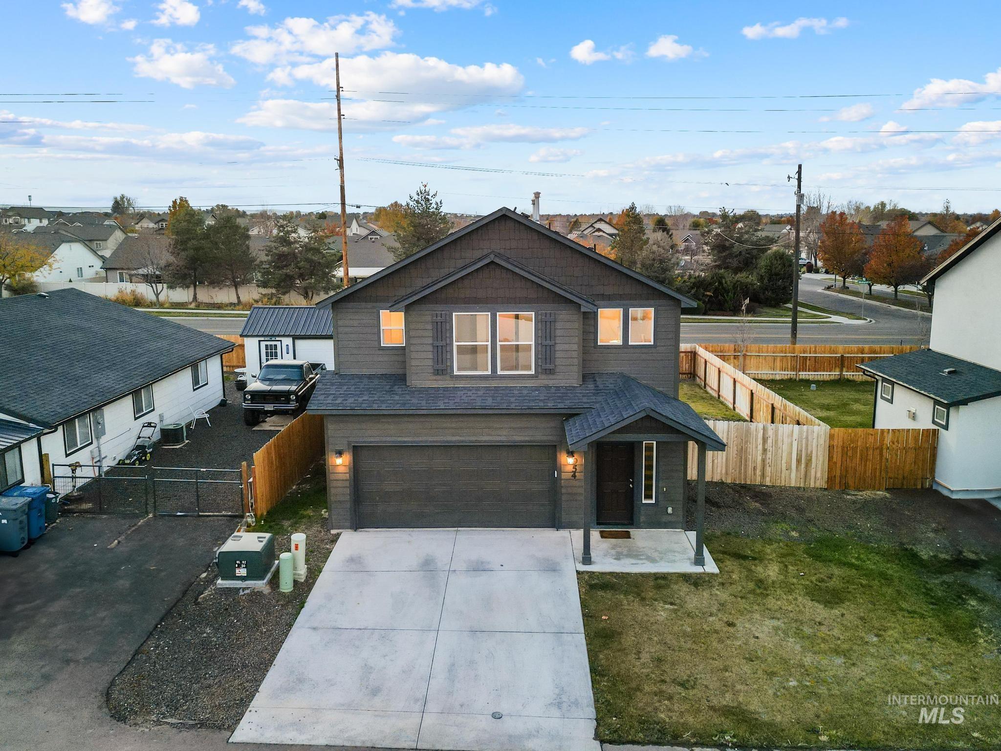 954 W Maryland, Nampa, Idaho 83686-1026, 3 Bedrooms, 2.5 Bathrooms, Residential For Sale, Price $405,990,MLS 98929509