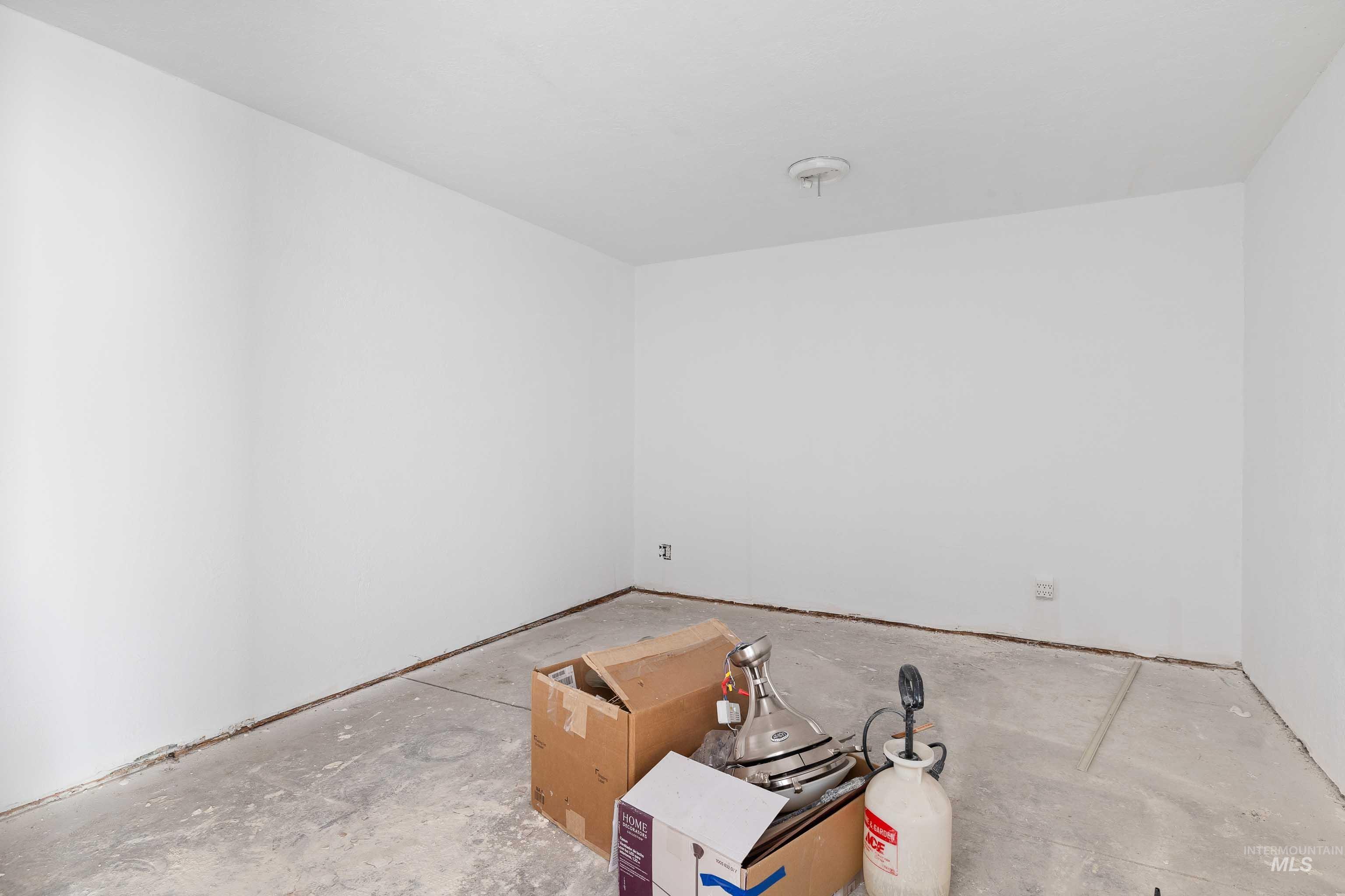 105 E Idaho St, Paul, Idaho 83350, Business/Commercial For Sale, Price $200,900, 98929553