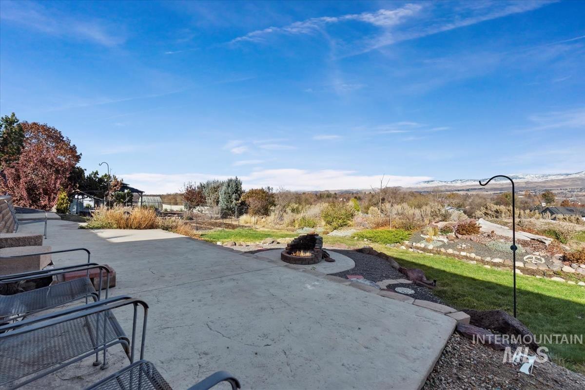 1616 W Sunrise Rim Rd, Boise, Idaho 83705, 3 Bedrooms, 2 Bathrooms, Residential For Sale, Price $649,900,MLS 98929823