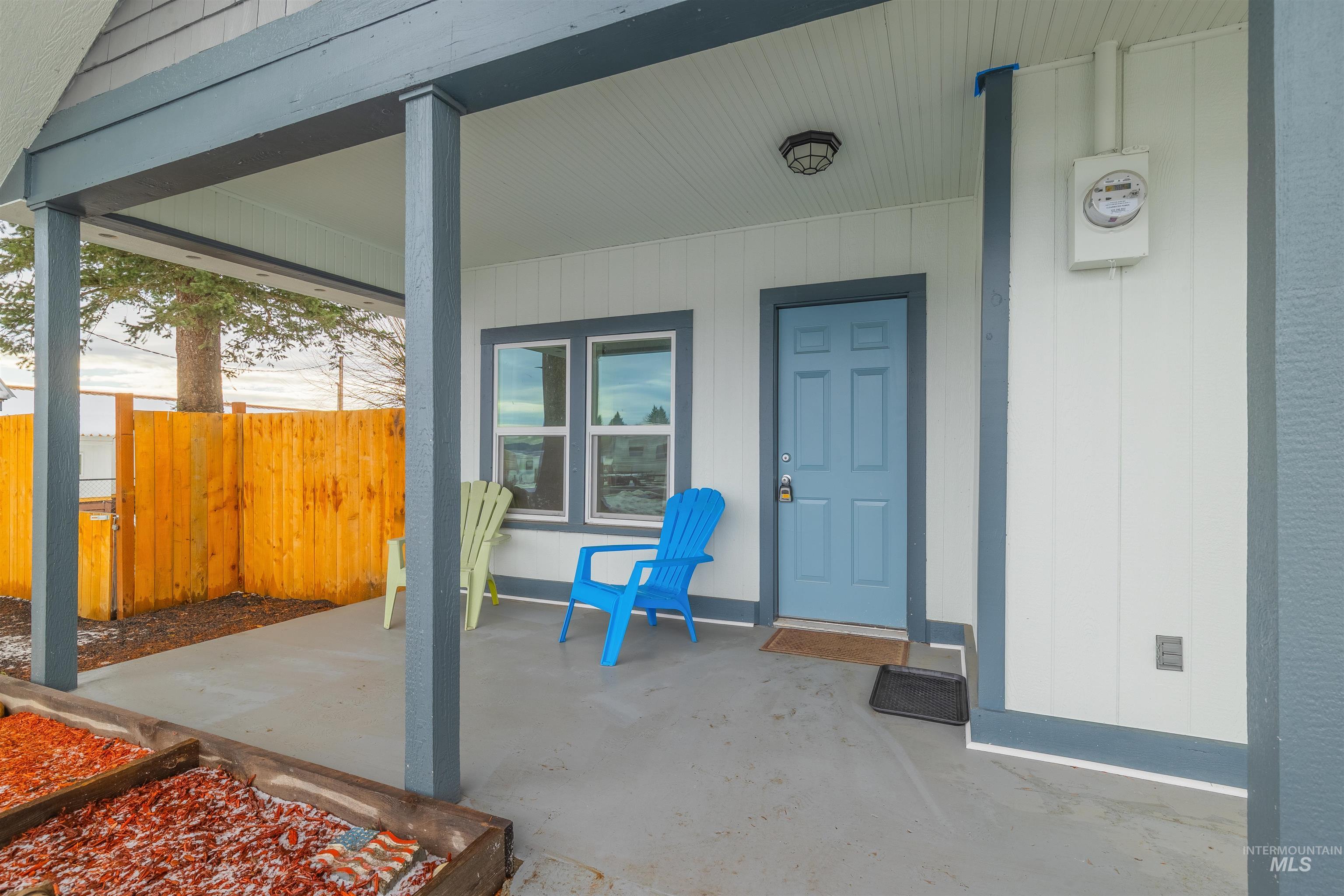 407 Wood Street, Weippe, Idaho 83553, 2 Bedrooms, 1 Bathroom, Residential For Sale, Price $249,900, 98929838