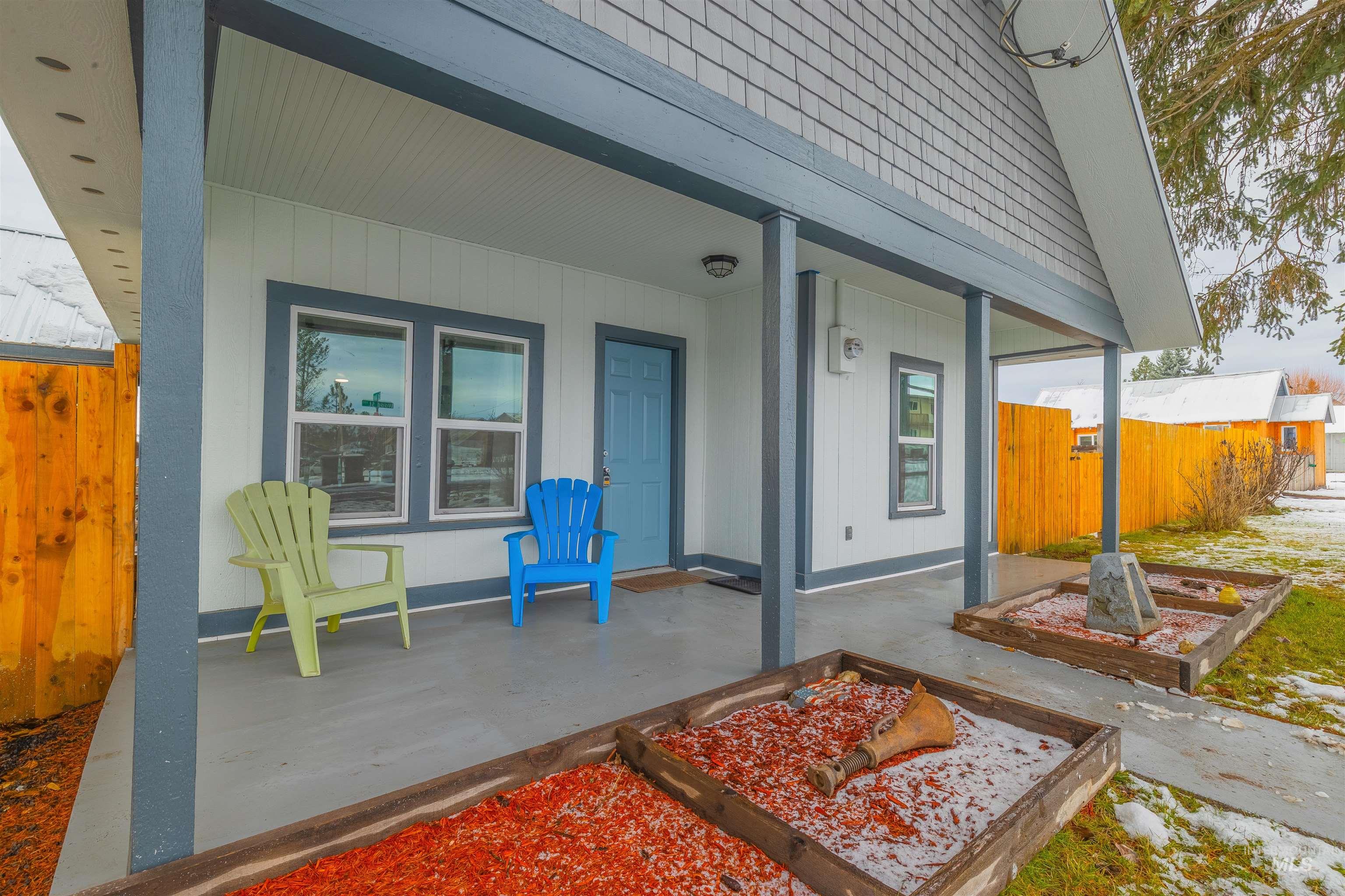 407 Wood Street, Weippe, Idaho 83553, 2 Bedrooms, 1 Bathroom, Residential For Sale, Price $249,900, 98929838