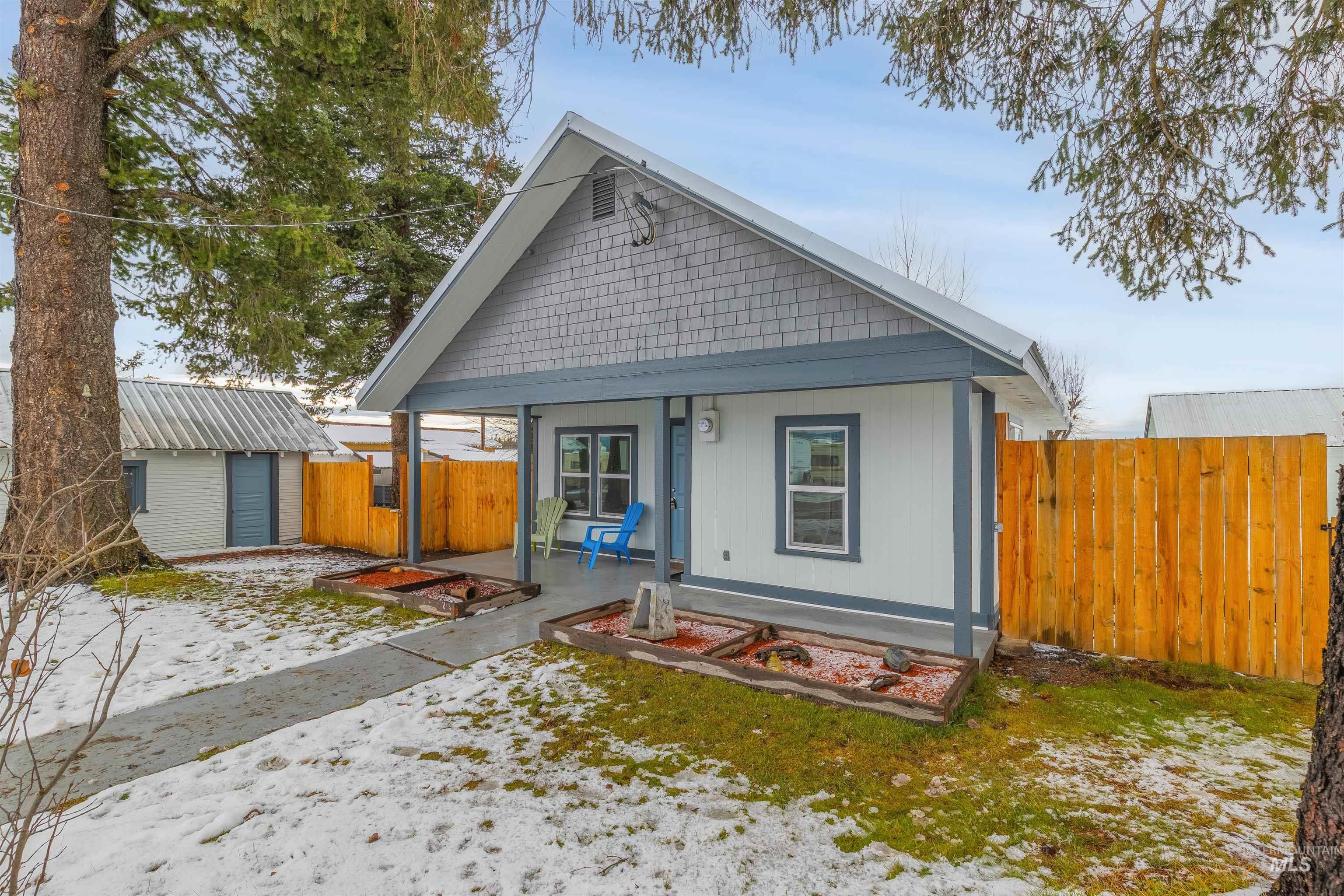 407 Wood Street, Weippe, Idaho 83553, 2 Bedrooms, 1 Bathroom, Residential For Sale, Price $249,900, 98929838