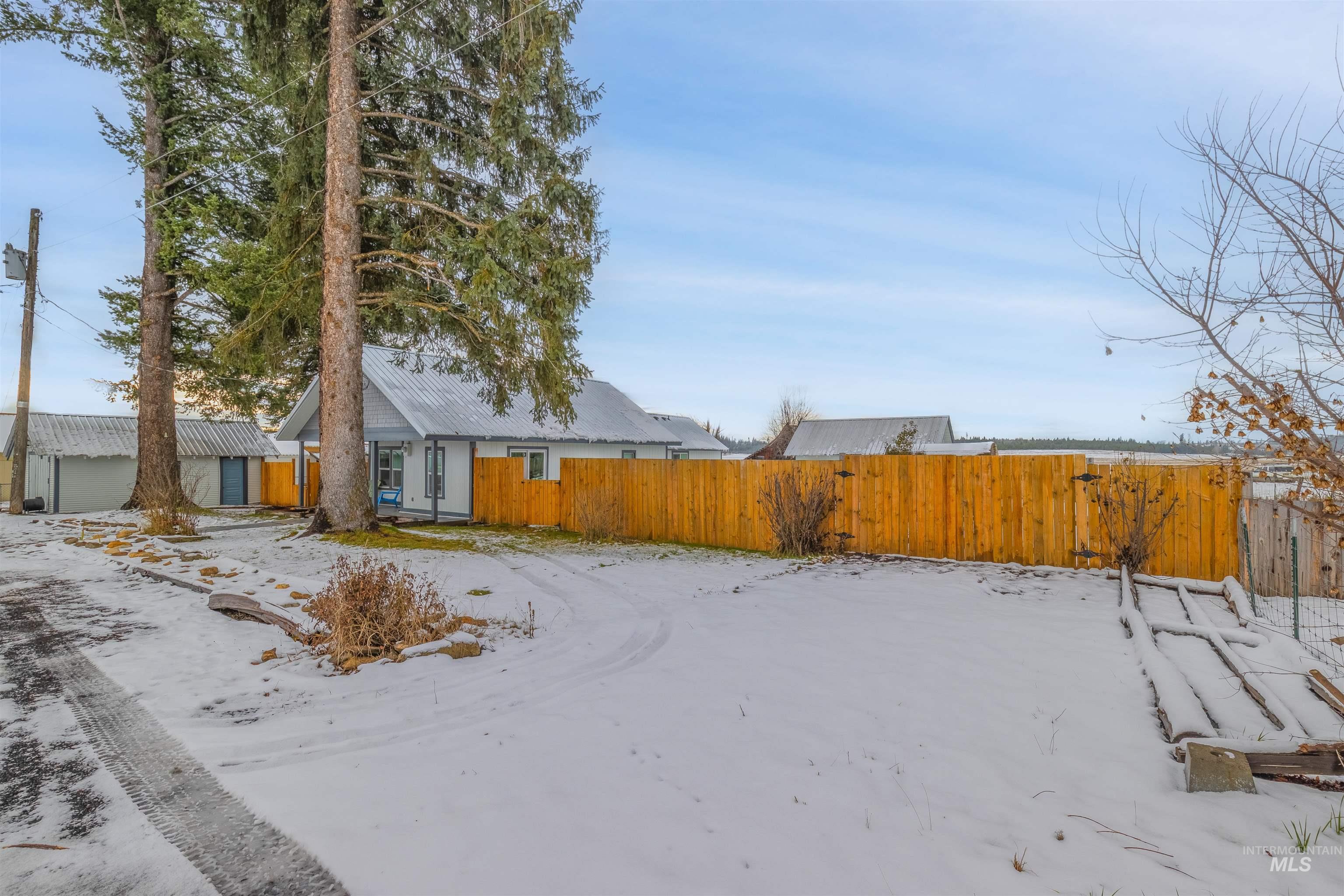 407 Wood Street, Weippe, Idaho 83553, 2 Bedrooms, 1 Bathroom, Residential For Sale, Price $249,900, 98929838