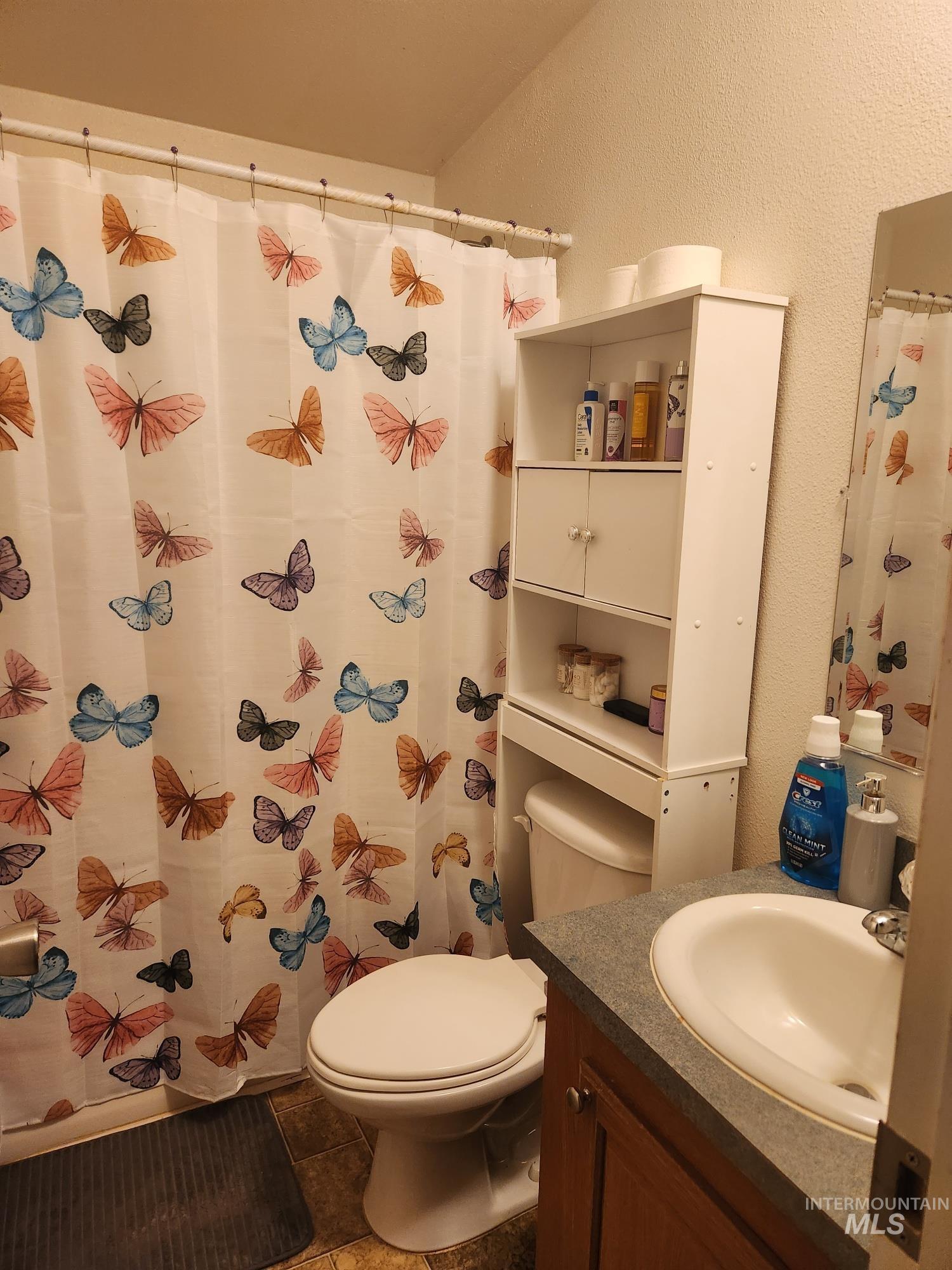 135 N Marion St, Peck, Idaho 83545, 3 Bedrooms, 2 Bathrooms, Residential For Sale, Price $294,000, 98930073