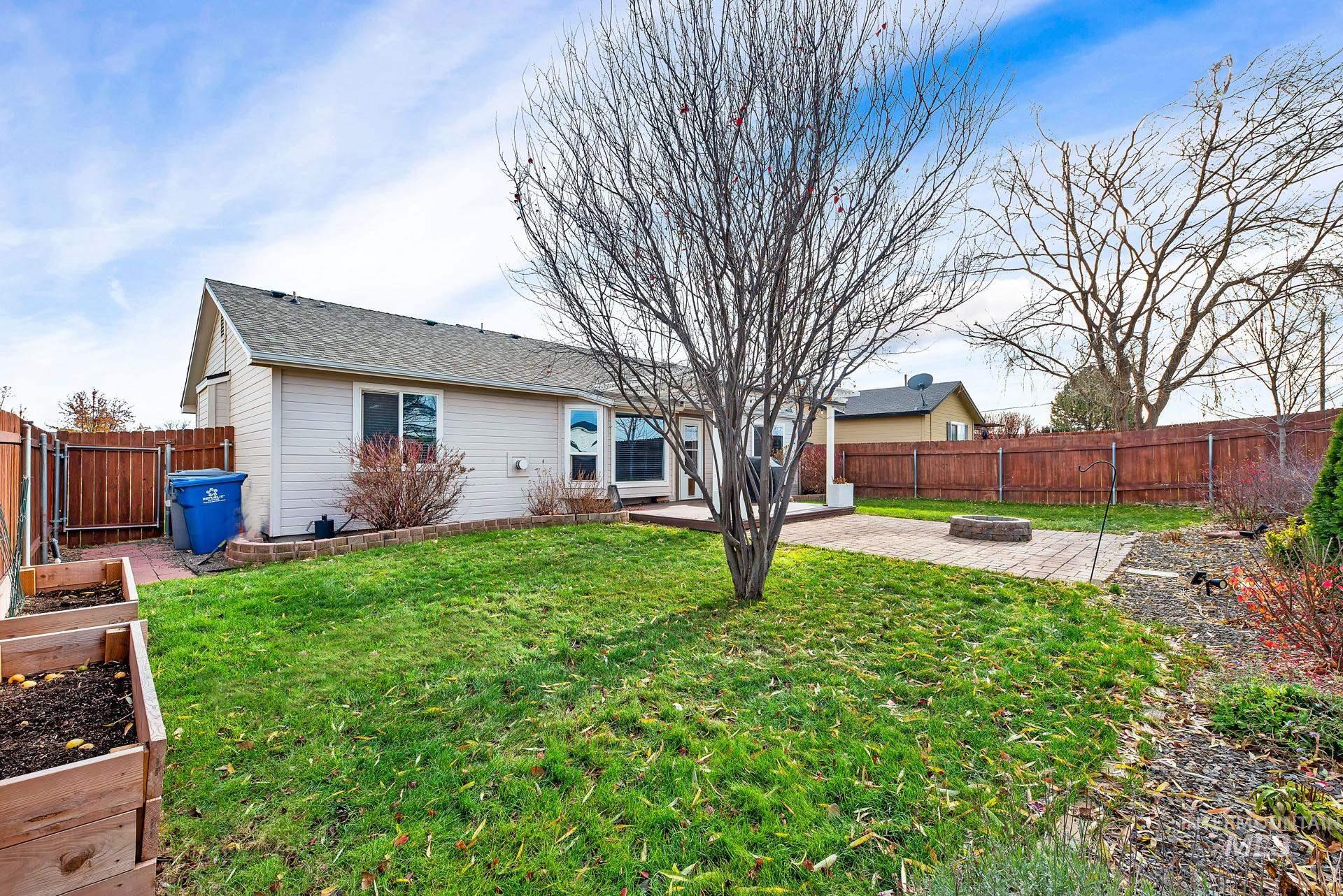 5618 Hawk Ave, Caldwell, Idaho 83607-1576, 3 Bedrooms, 2 Bathrooms, Residential For Sale, Price $349,500,MLS 98930097