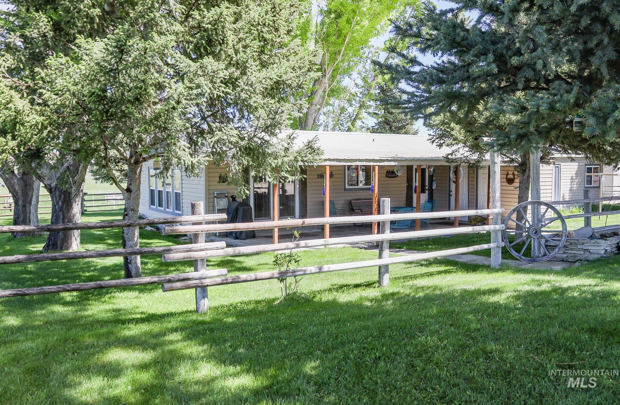 18138 Oreana Loop Road, Murphy, Idaho 83650, 3 Bedrooms, 2 Bathrooms, Farm & Ranch For Sale, Price $5,750,000, 98930116
