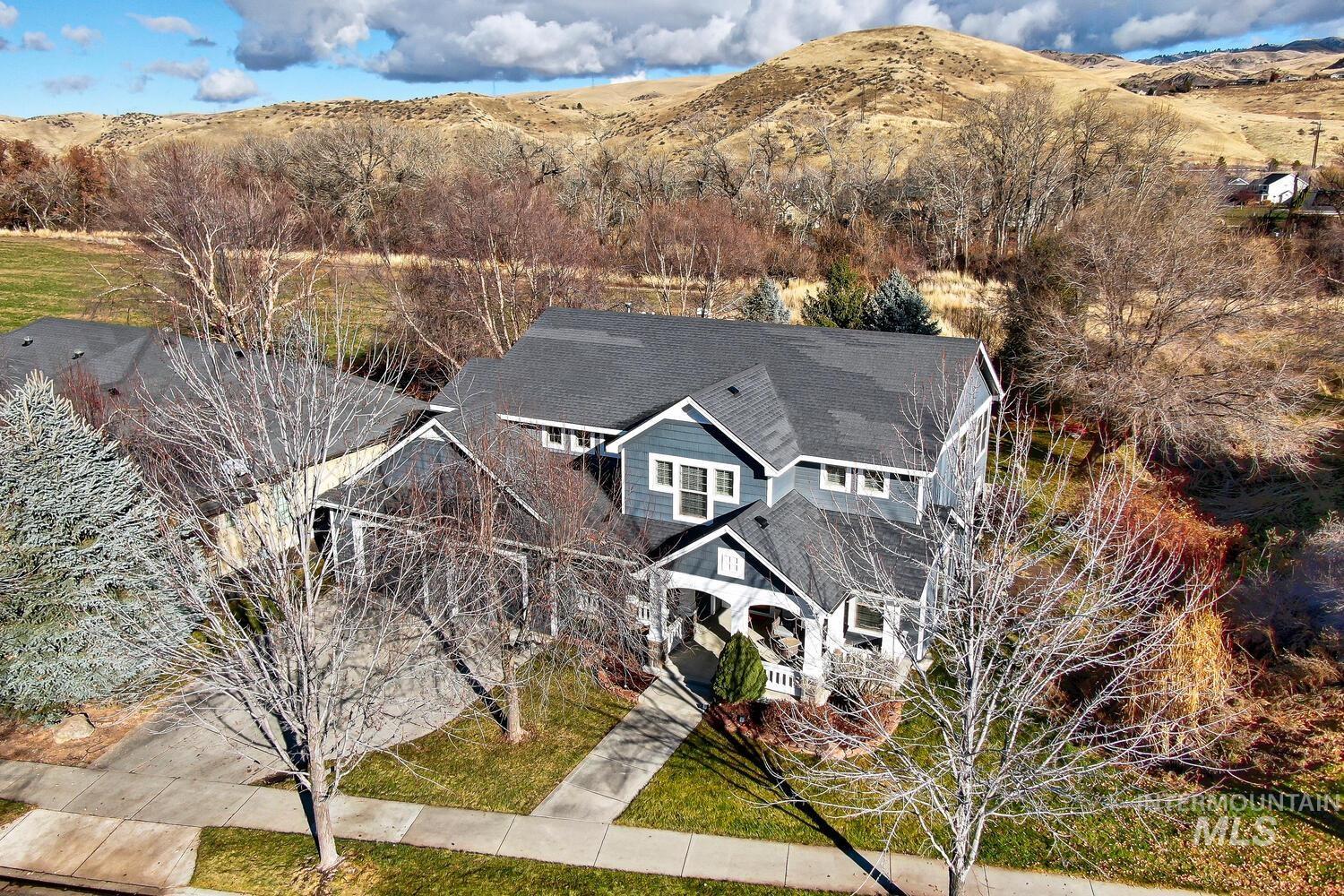 4276 W Miners Farm Dr, Boise, Idaho 83714, 5 Bedrooms, 3.5 Bathrooms, Residential For Sale, Price $975,000,MLS 98930201