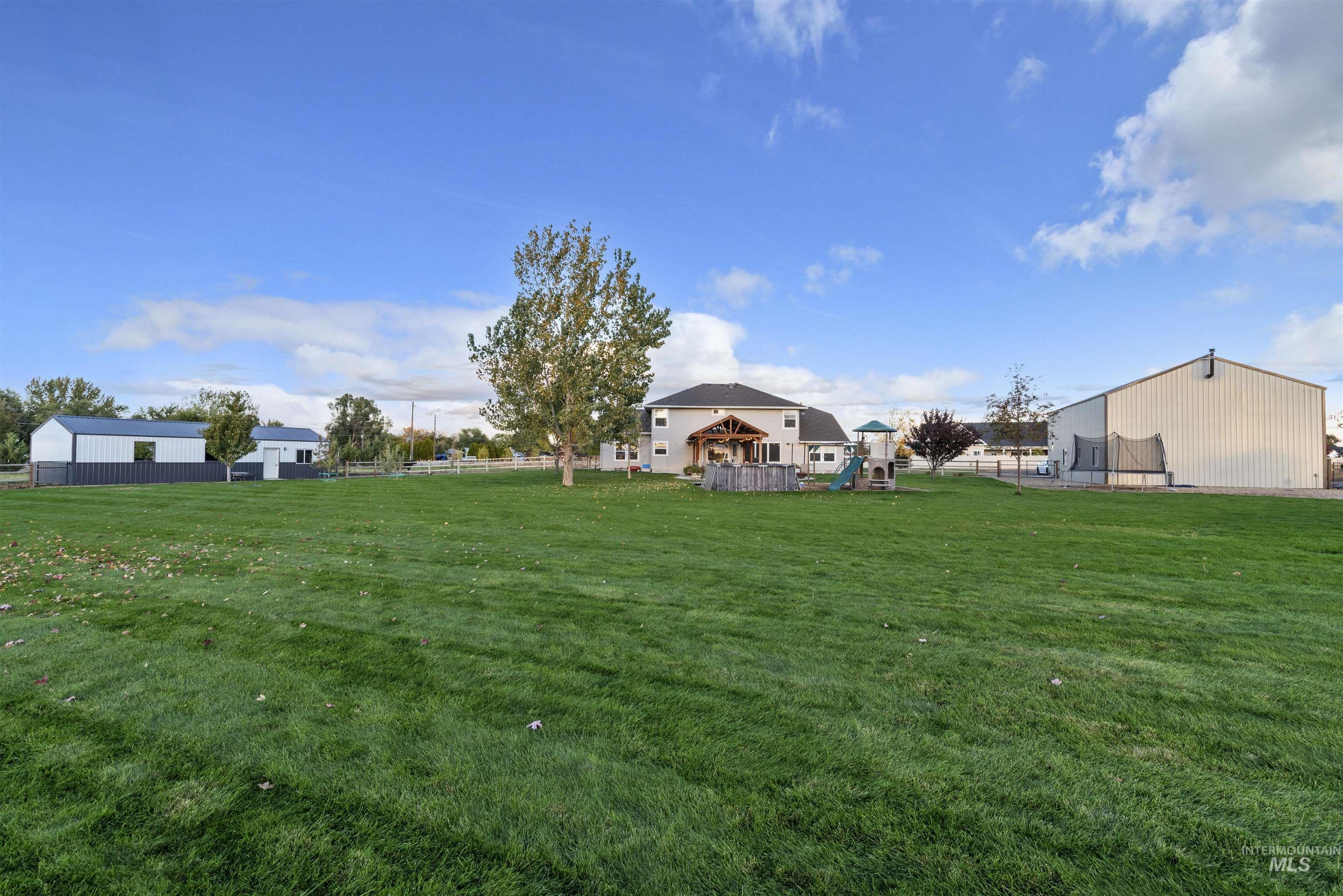 24957 Mint Ln, Middleton, Idaho 83644, 4 Bedrooms, 4 Bathrooms, Residential For Sale, Price $849,000,MLS 98930224