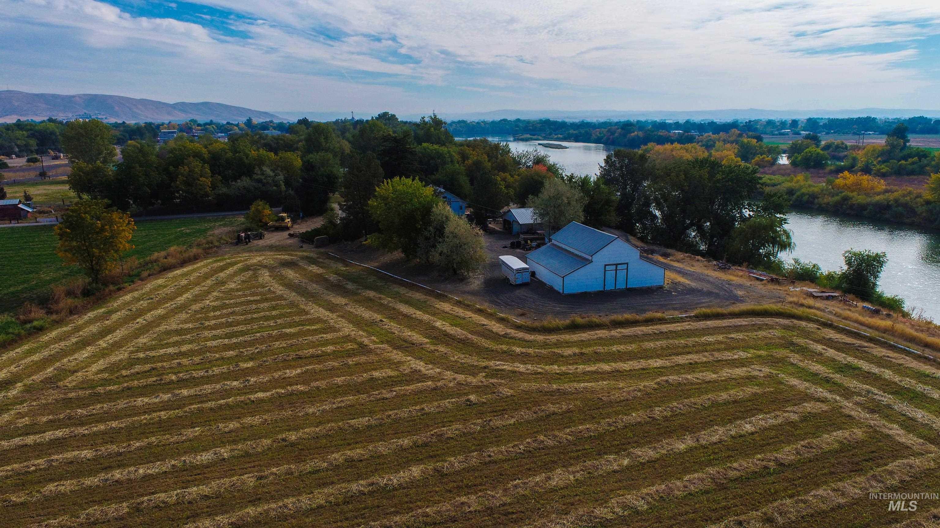 1199 County Rd 70, Weiser, Idaho 83672, 3 Bedrooms, 2 Bathrooms, Residential For Sale, Price $1,100,000,MLS 98930291