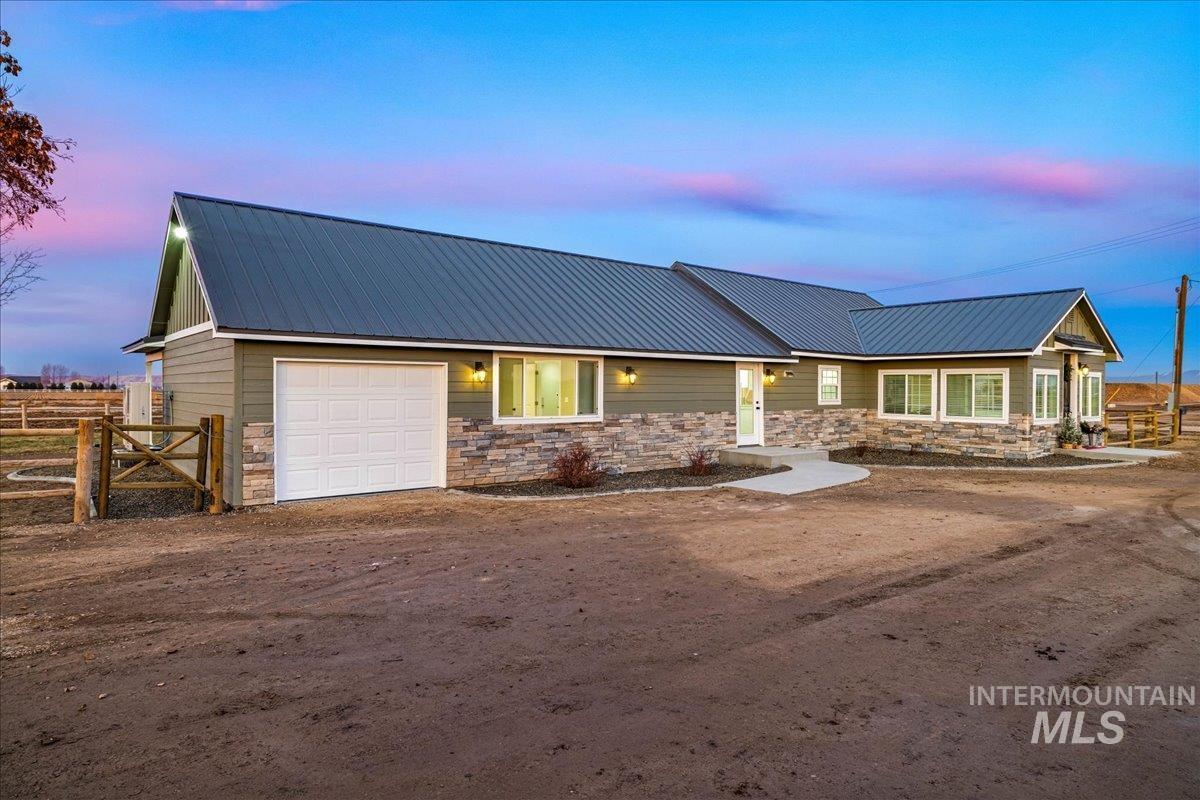 6625 Denver, Fruitland, Idaho 83619, 4 Bedrooms, 2 Bathrooms, Residential For Sale, Price $742,000,MLS 98930321