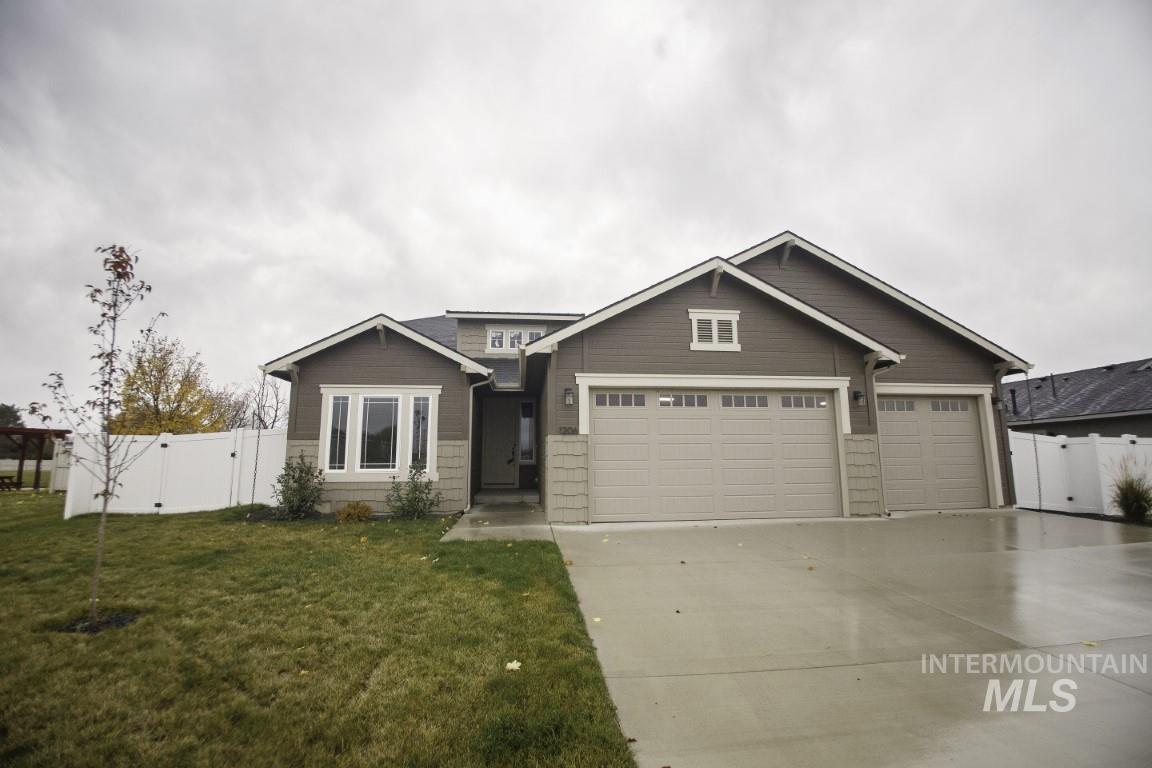 1206 NW 21st Street, Fruitland, Idaho 83619, 3 Bedrooms, 2 Bathrooms, Residential For Sale, Price $530,000,MLS 98930385