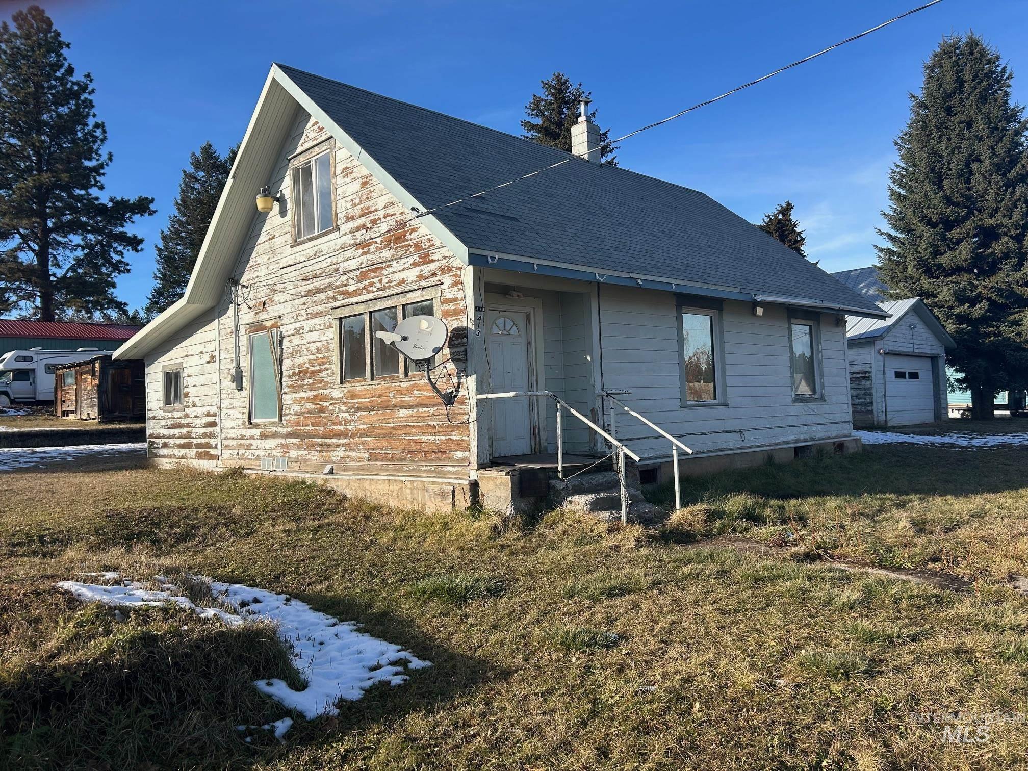 413 Ellis Avenue, Winchester, Idaho 83555, 4 Bedrooms, 2 Bathrooms, Residential For Sale, Price $127,000,MLS 98930452