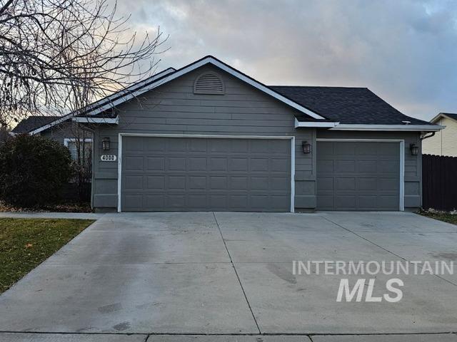 4000 E Winterberry Dr, Nampa, Idaho 83687, 3 Bedrooms, 2 Bathrooms, Residential For Sale, Price $380,000,MLS 98930505