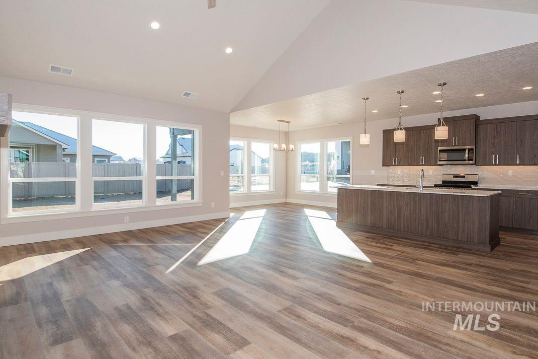 2392 S Thacker Ridge Ave., Nampa, Idaho 83686, 3 Bedrooms, 2.5 Bathrooms, Residential For Sale, Price $589,900, 98930508