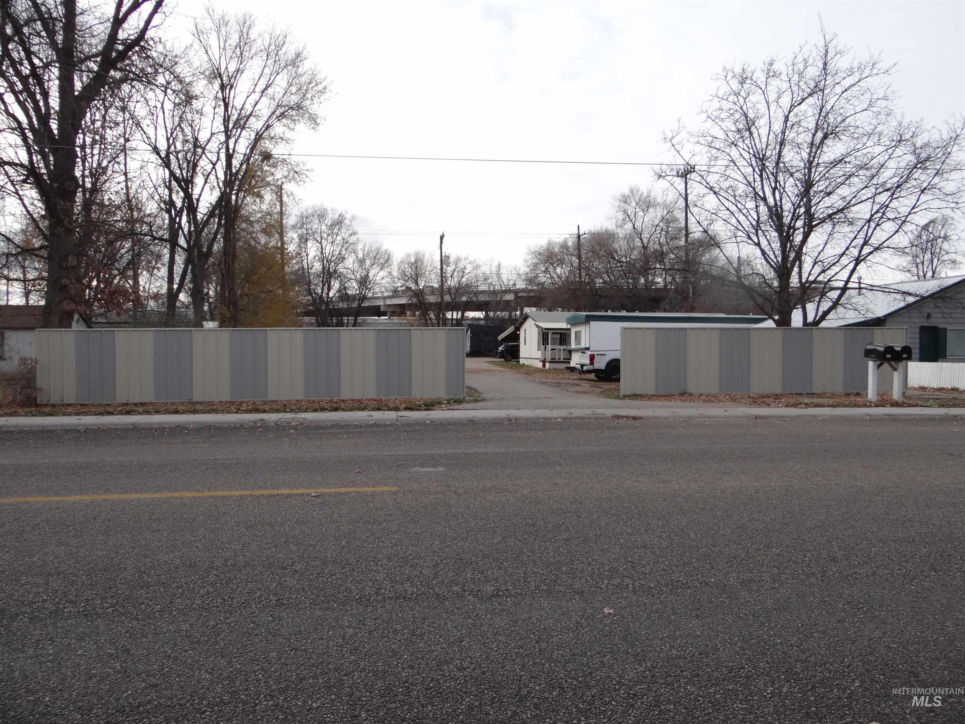 125 1st St N, Nampa, Idaho 83687, 2 Bedrooms, 1 Bathroom, Residential Income For Sale, Price $454,990, 98930527