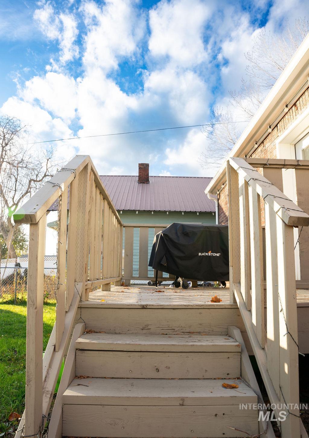 1324 11th Avenue, Lewiston, Idaho 83501, 3 Bedrooms, 2 Bathrooms, Residential For Sale, Price $352,900, 98930540