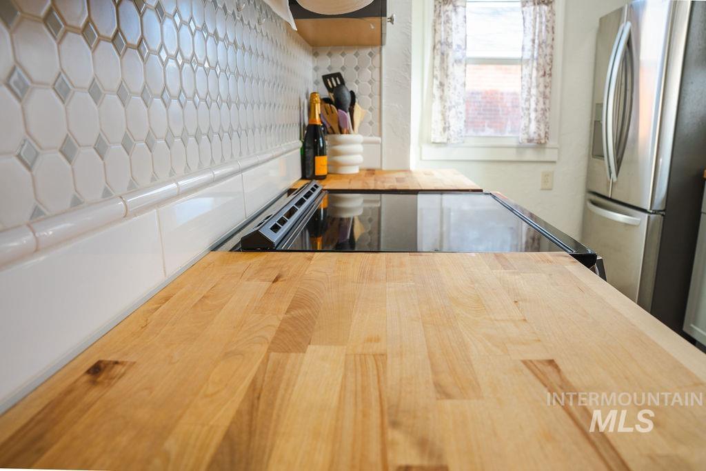 1324 11th Avenue, Lewiston, Idaho 83501, 3 Bedrooms, 2 Bathrooms, Residential For Sale, Price $352,900, 98930540