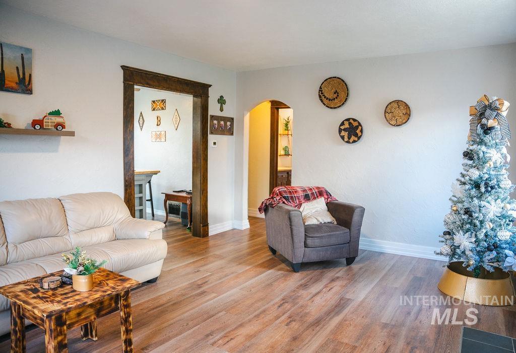 1324 11th Avenue, Lewiston, Idaho 83501, 3 Bedrooms, 2 Bathrooms, Residential For Sale, Price $352,900, 98930540