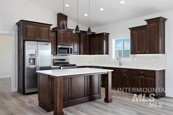 1445 Zephlyn Street, Twin Falls, Idaho 83301, 3 Bedrooms, 2 Bathrooms, Residential For Sale, Price $430,000, 98930588