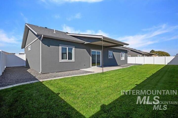 1445 Zephlyn Street, Twin Falls, Idaho 83301, 3 Bedrooms, 2 Bathrooms, Residential For Sale, Price $430,000, 98930588