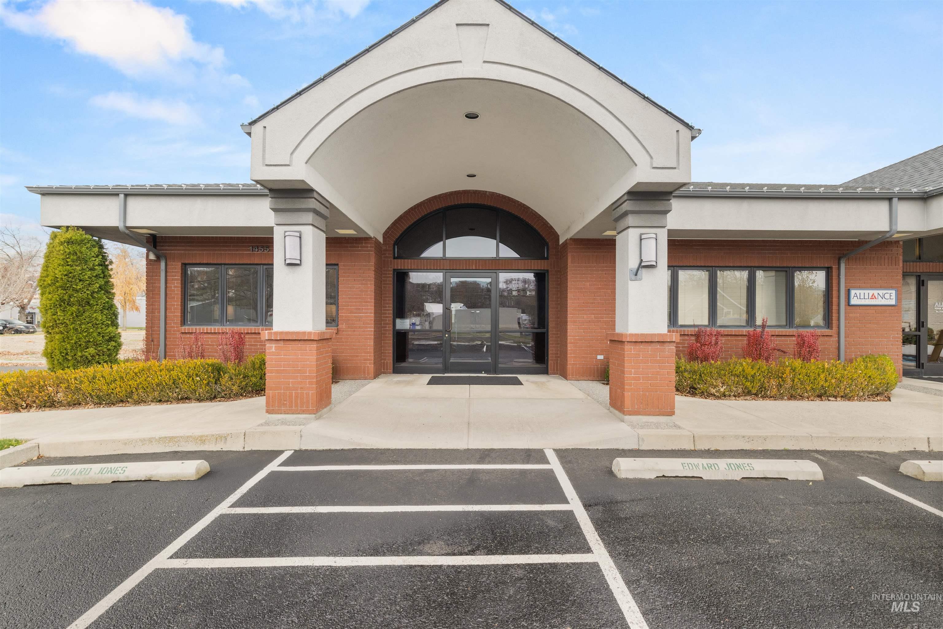 1455 G Street, Lewiston, Idaho 83501, Business/Commercial For Sale, Price $1,000,000, 98930601