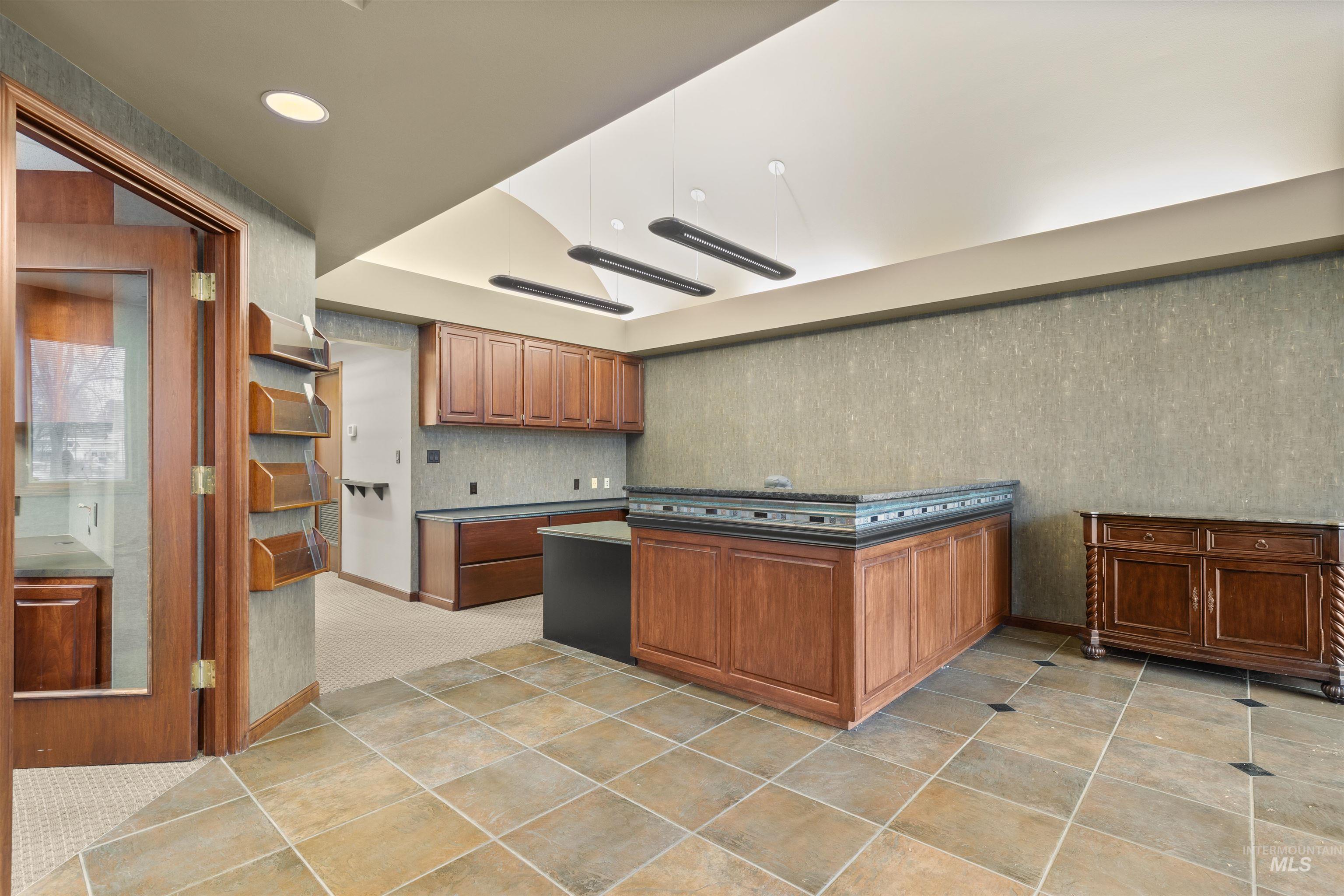 1455 G Street, Lewiston, Idaho 83501, Business/Commercial For Sale, Price $1,000,000, 98930601