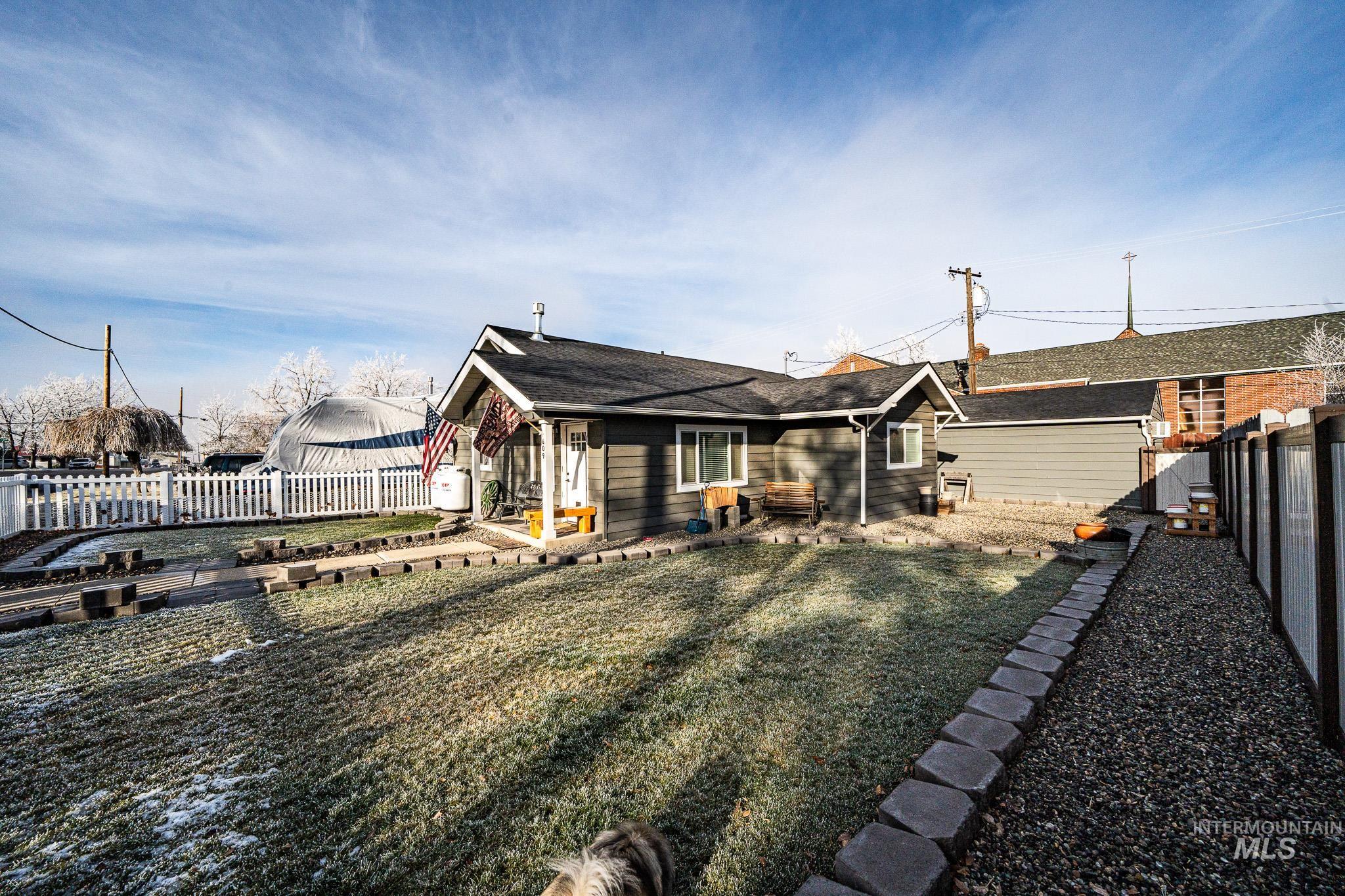 409 W South Street, Grangeville, Idaho 83530, 3 Bedrooms, 2 Bathrooms, Residential For Sale, Price $255,000, 98930729
