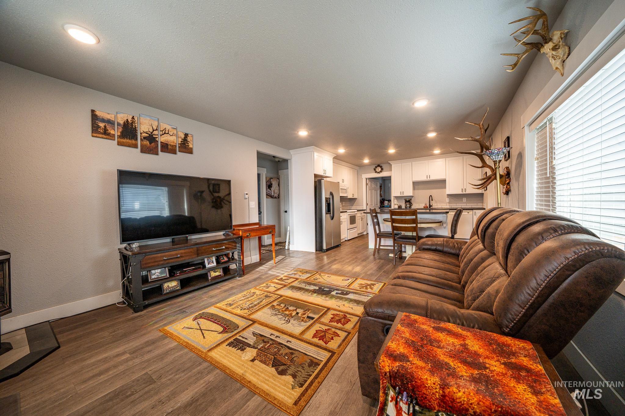 409 W South Street, Grangeville, Idaho 83530, 3 Bedrooms, 2 Bathrooms, Residential For Sale, Price $255,000, 98930729