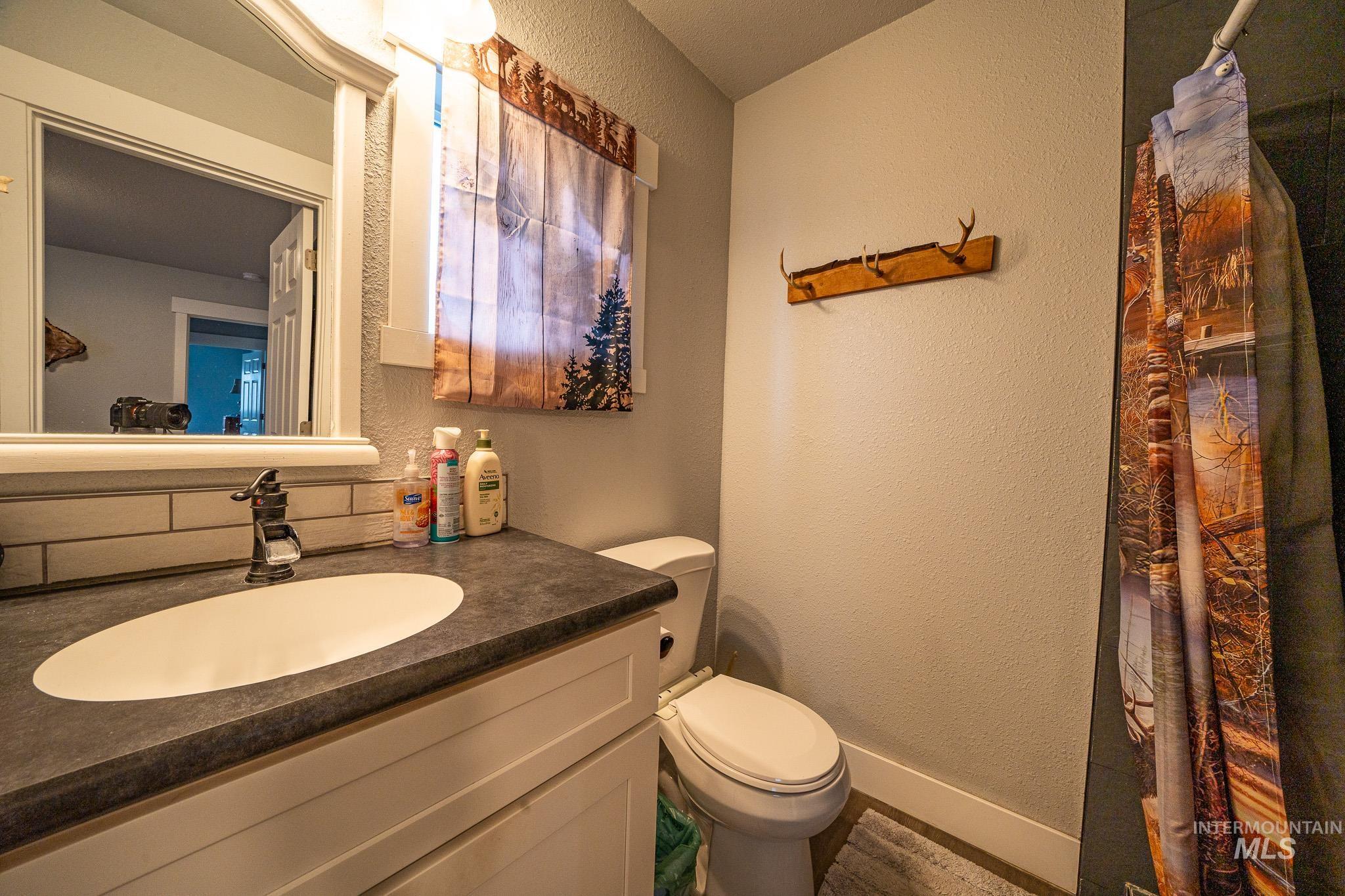 409 W South Street, Grangeville, Idaho 83530, 3 Bedrooms, 2 Bathrooms, Residential For Sale, Price $255,000, 98930729