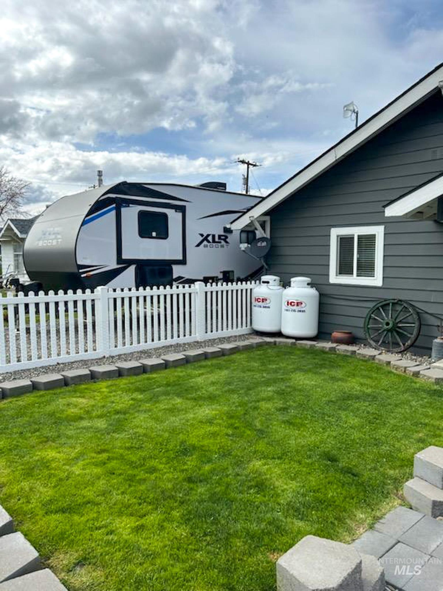 409 W South Street, Grangeville, Idaho 83530, 3 Bedrooms, 2 Bathrooms, Residential For Sale, Price $255,000, 98930729
