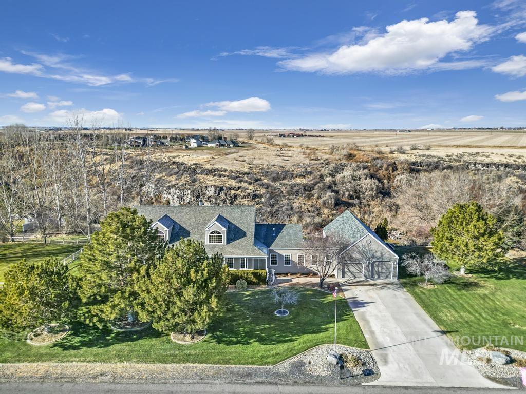 4133 Creek View Dr., Twin Falls, Idaho 83301, 4 Bedrooms, 3.5 Bathrooms, Residential For Sale, Price $1,150,000,MLS 98930777