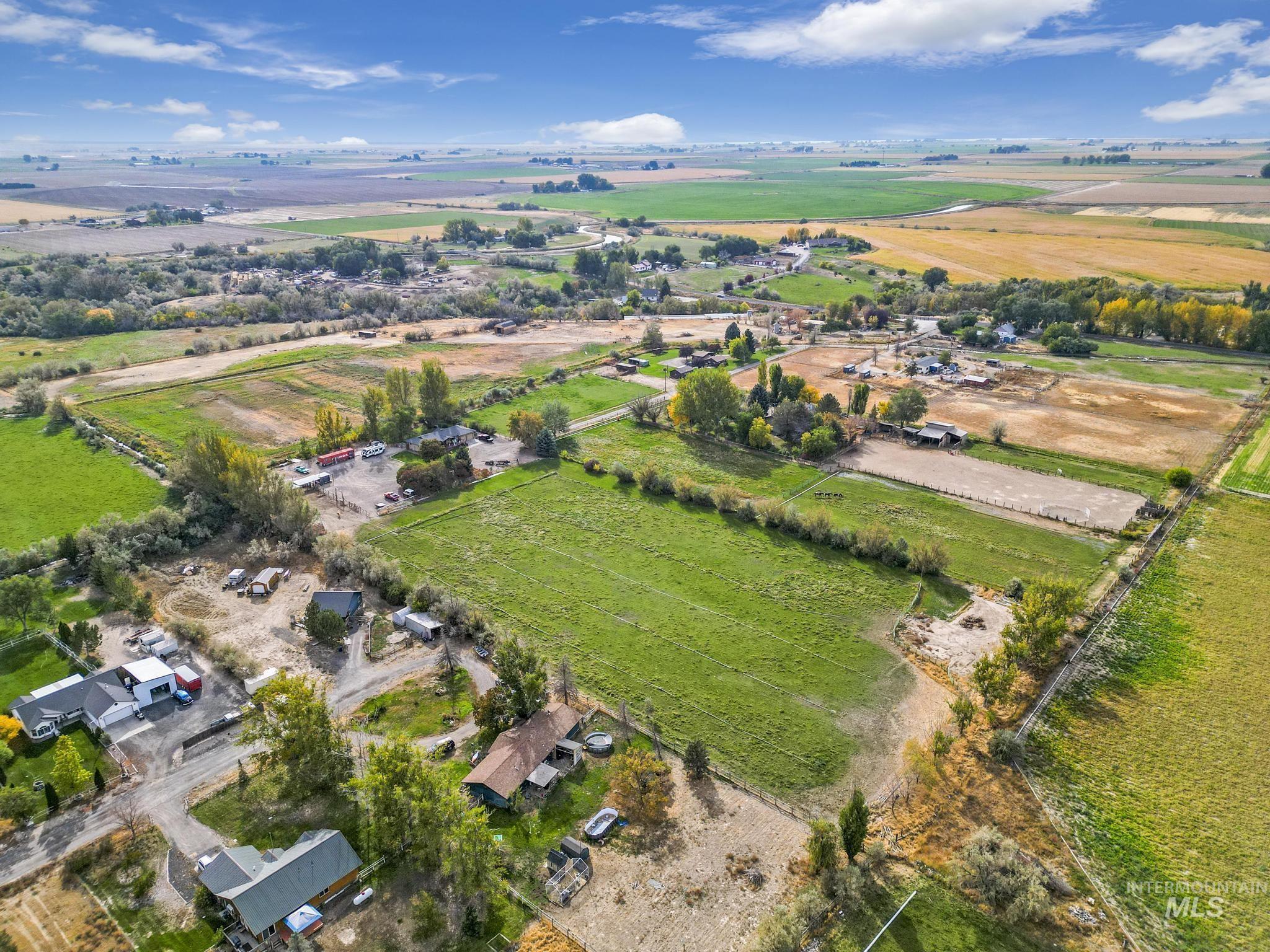 2220 E. 3762 N., Filer, Idaho 83328, 4 Bedrooms, 2.5 Bathrooms, Residential For Sale, Price $689,999, 98930778