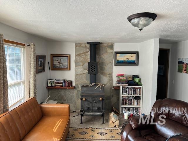 17 Summer Dr., Garden Valley, Idaho 83622, 2 Bedrooms, 2 Bathrooms, Residential For Sale, Price $195,000, 98930782