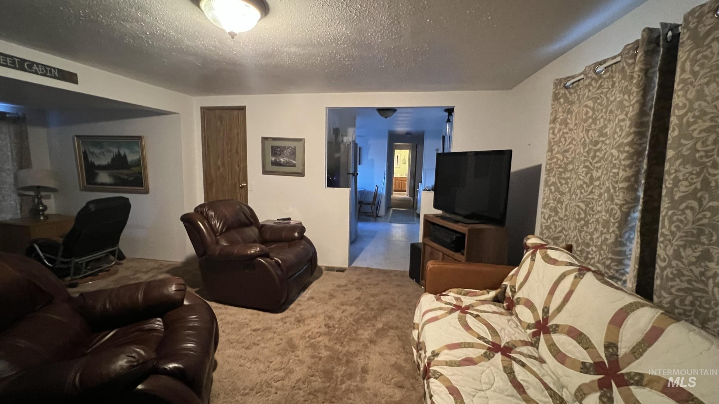 17 Summer Dr., Garden Valley, Idaho 83622, 2 Bedrooms, 2 Bathrooms, Residential For Sale, Price $195,000, 98930782