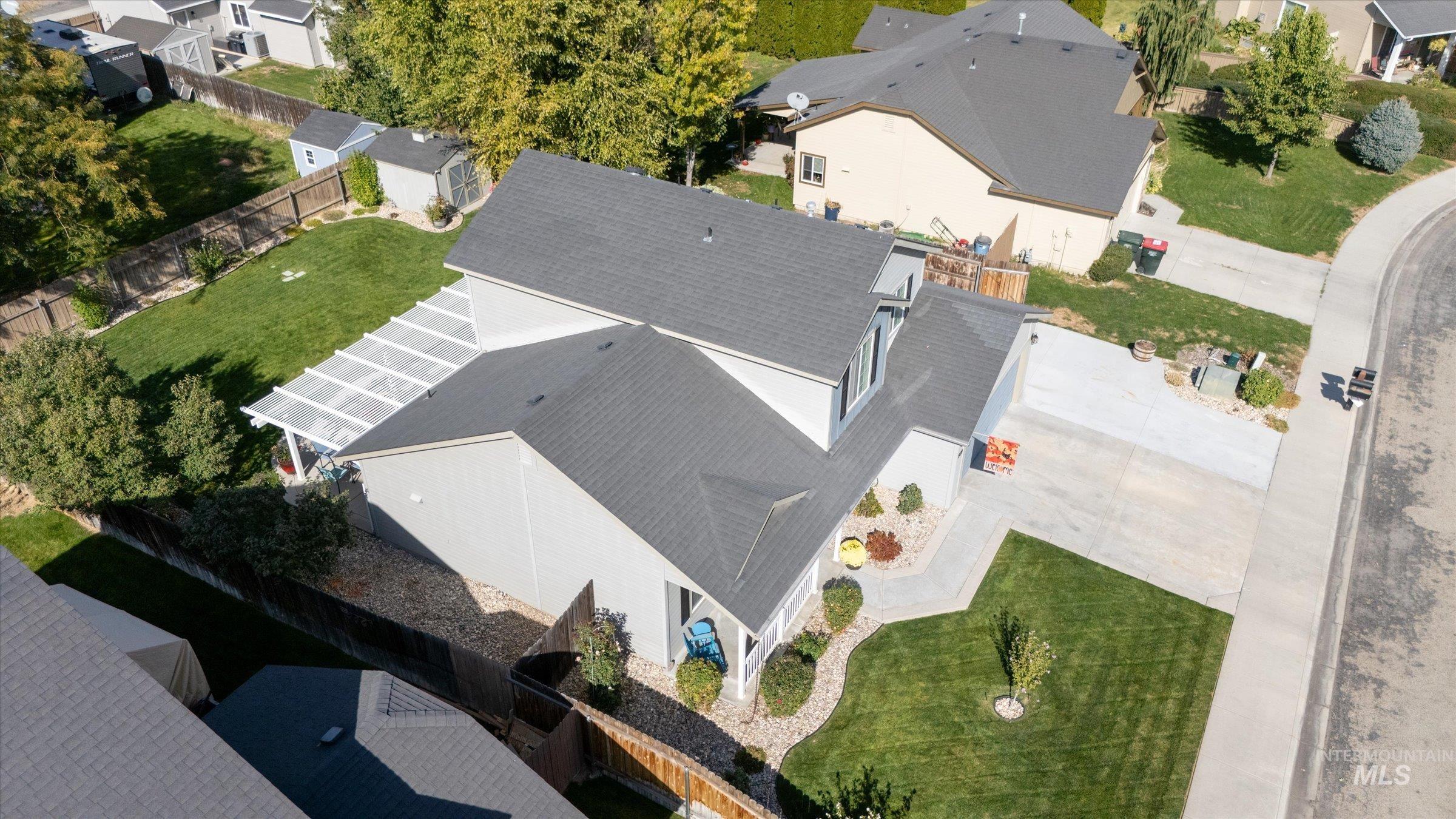 3939 N. Longabaugh Ave., Meridian, Idaho 83646, 4 Bedrooms, 2.5 Bathrooms, Residential For Sale, Price $439,900,MLS 98930810