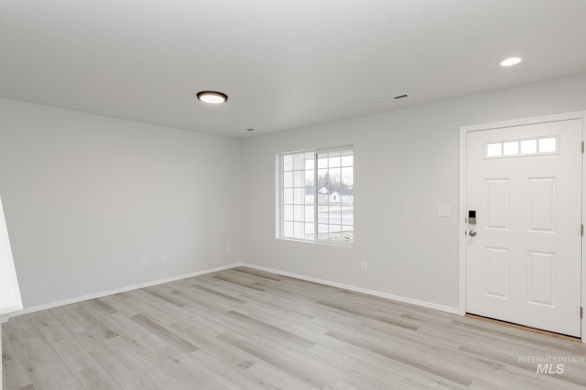 672 S Jayo Ct, Emmett, Idaho 83617, 4 Bedrooms, 2.5 Bathrooms, Residential For Sale, Price $444,990, 98930866