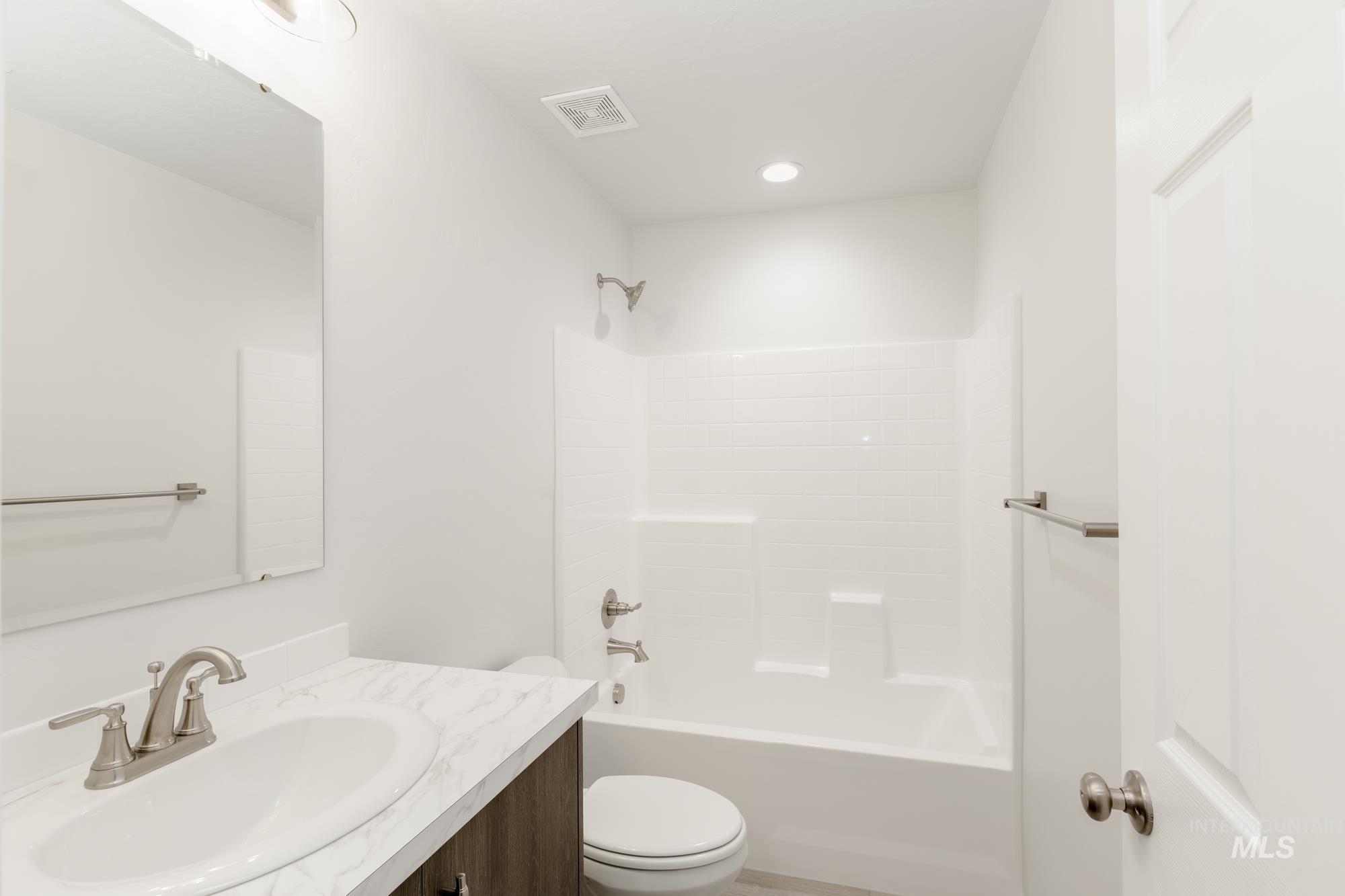 672 S Jayo Ct, Emmett, Idaho 83617, 4 Bedrooms, 2.5 Bathrooms, Residential For Sale, Price $444,990, 98930866