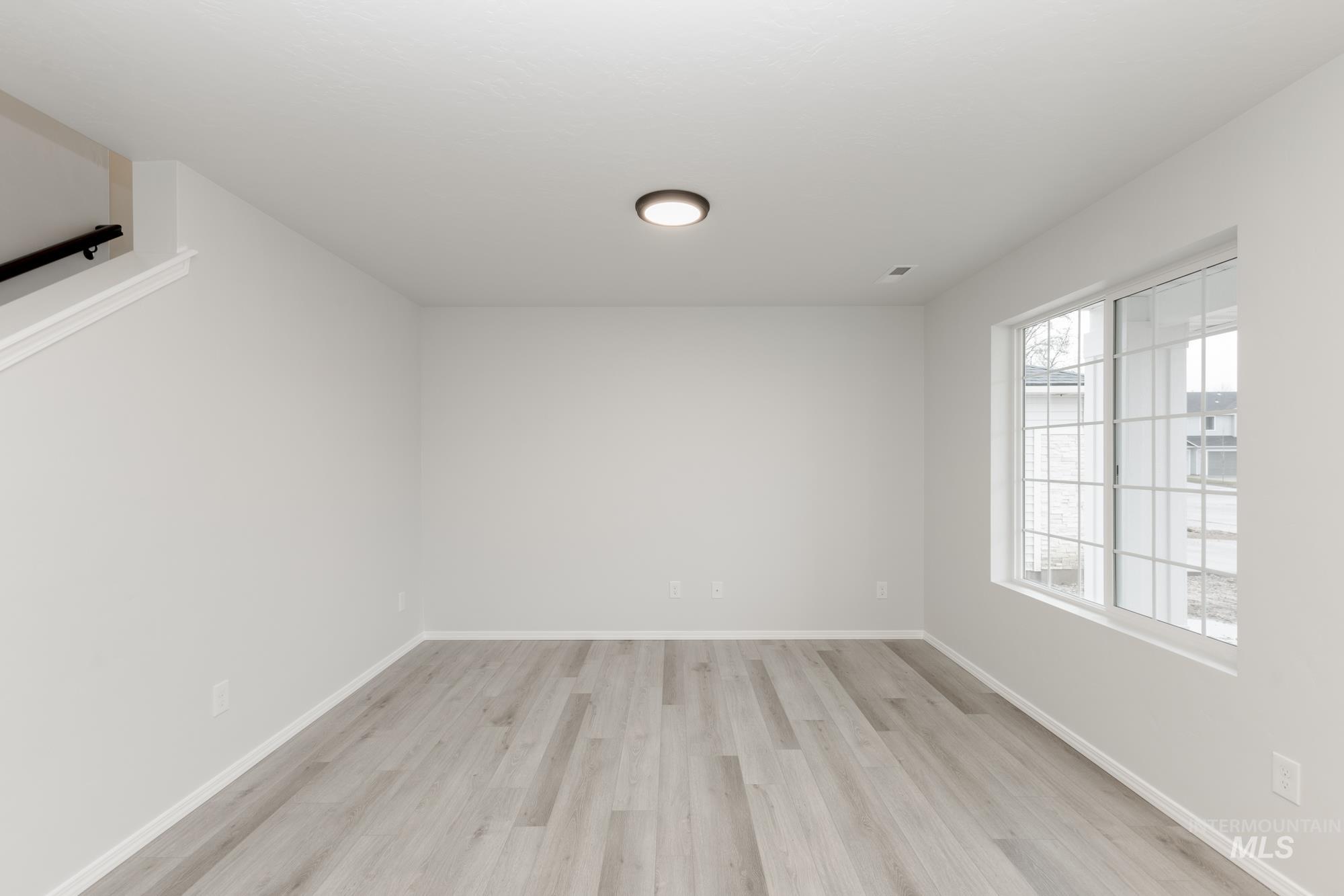 672 S Jayo Ct, Emmett, Idaho 83617, 4 Bedrooms, 2.5 Bathrooms, Residential For Sale, Price $444,990, 98930866