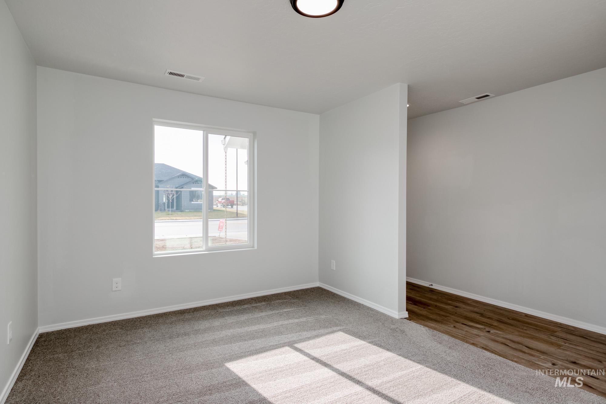 5009 Endicott Dr, Caldwell, Idaho 83605, 4 Bedrooms, 2.5 Bathrooms, Residential For Sale, Price $442,990, 98930906