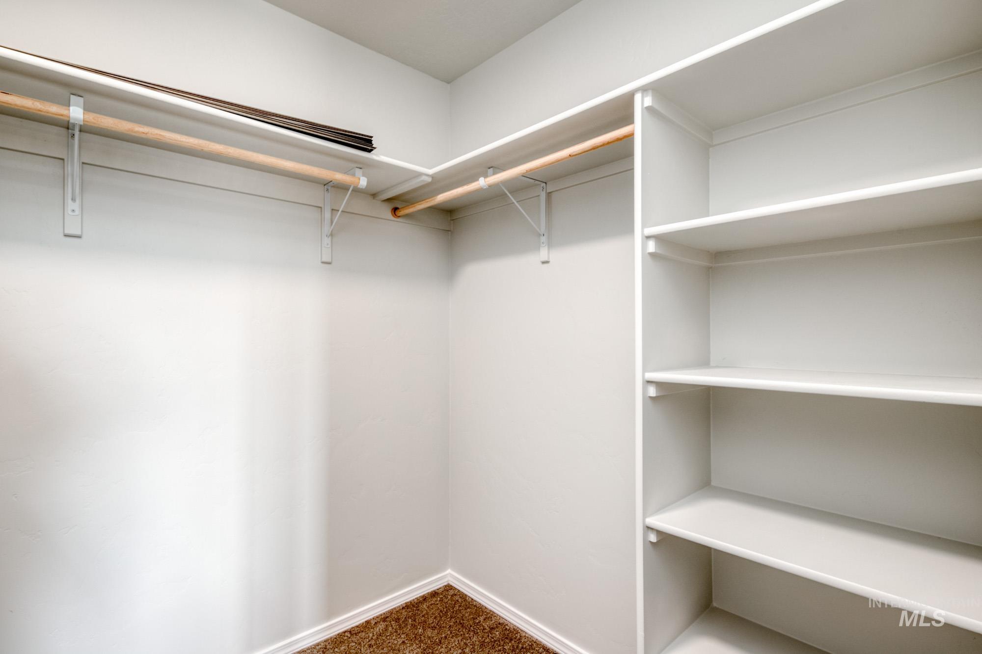 5009 Endicott Dr, Caldwell, Idaho 83605, 4 Bedrooms, 2.5 Bathrooms, Residential For Sale, Price $442,990, 98930906