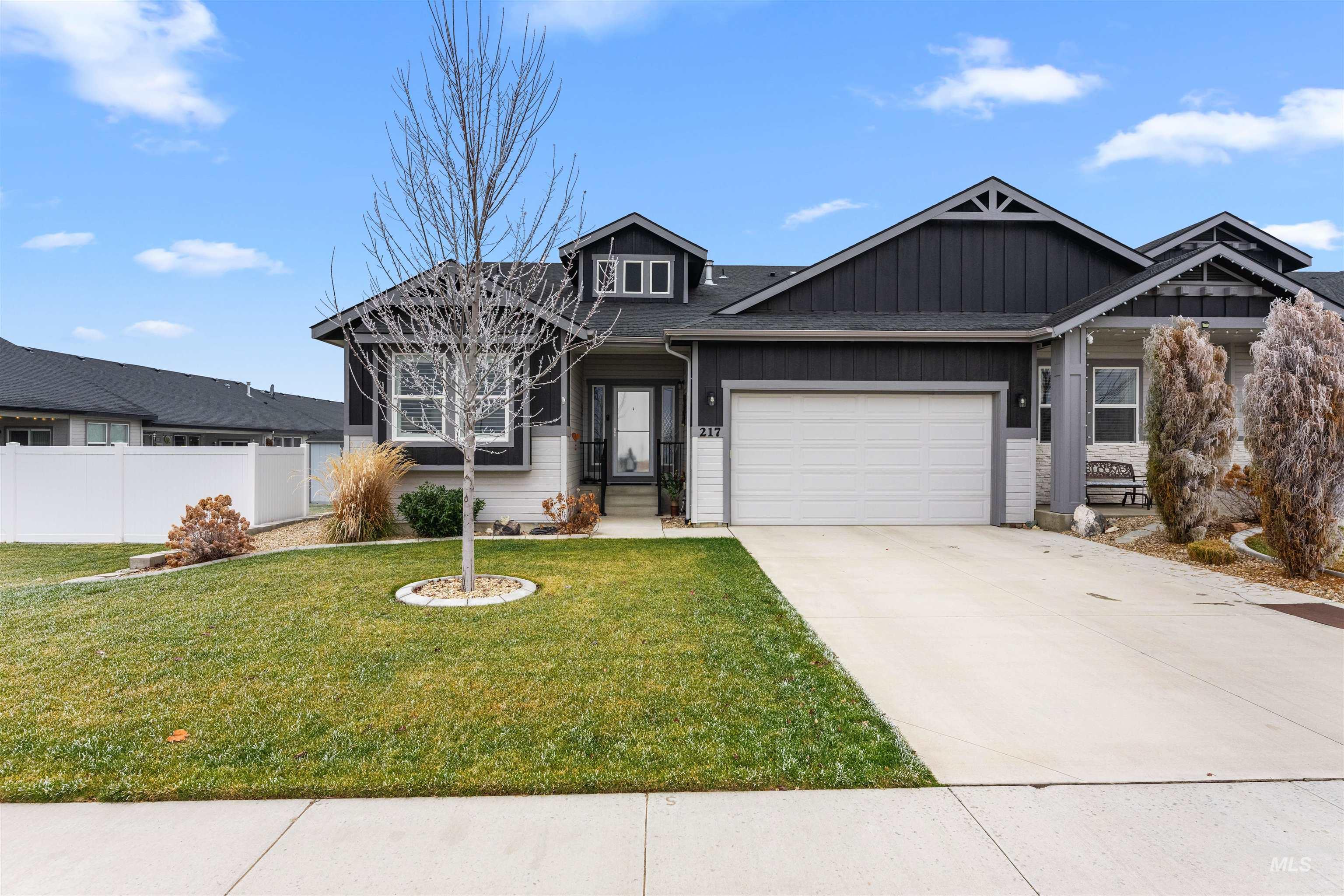 217 N Sailer Ave, Nampa, Idaho 83634, 3 Bedrooms, 2 Bathrooms, Residential For Sale, Price $415,000,MLS 98930988