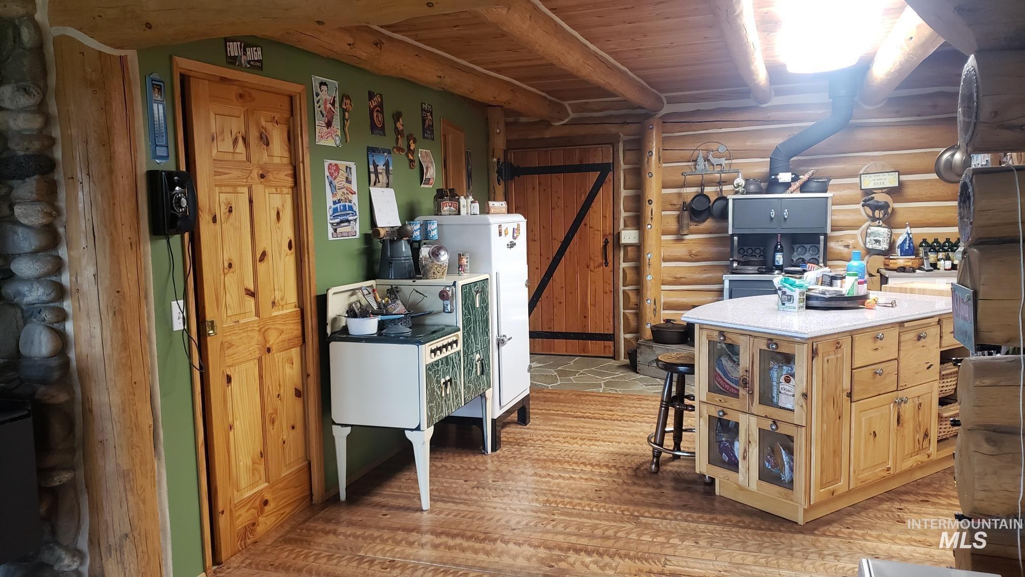 112 Three Forks Road, Kamiah, Idaho 83536, 3 Bedrooms, 3 Bathrooms, Residential For Sale, Price $995,000, 98931001