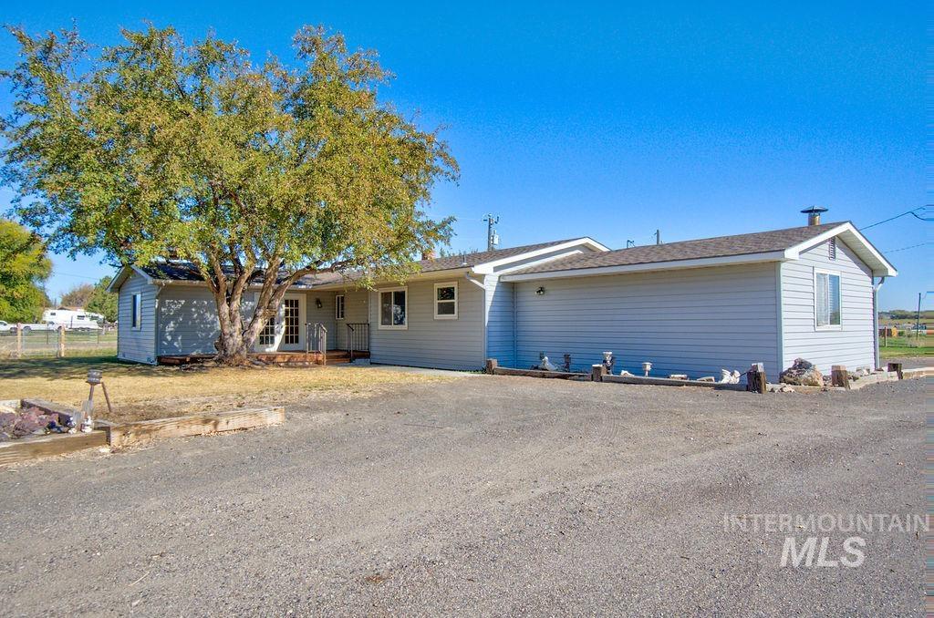 546 S 100 E, Jerome, Idaho 83338, 3 Bedrooms, 2 Bathrooms, Residential For Sale, Price $595,000,MLS 98931006