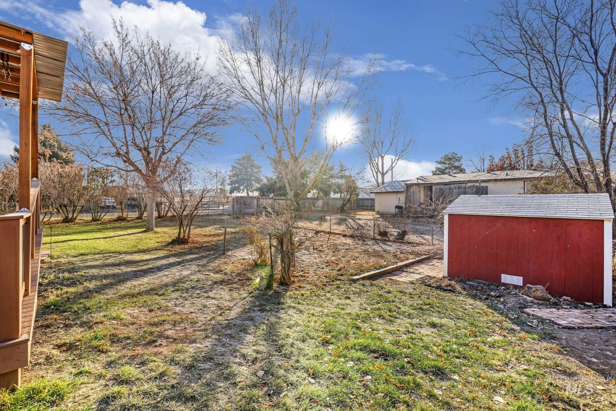 527 E Ave I, Jerome, Idaho 83338, 4 Bedrooms, 1.5 Bathrooms, Residential For Sale, Price $319,000,MLS 98931099