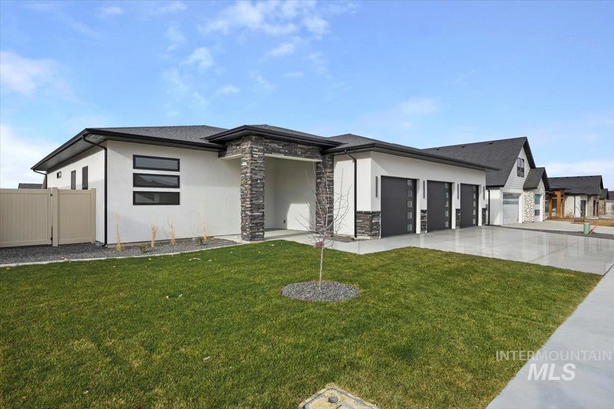 2019 Red Rock, Twin Falls, Idaho 83301, 4 Bedrooms, 2.5 Bathrooms, Residential For Sale, Price $625,000,MLS 98931197