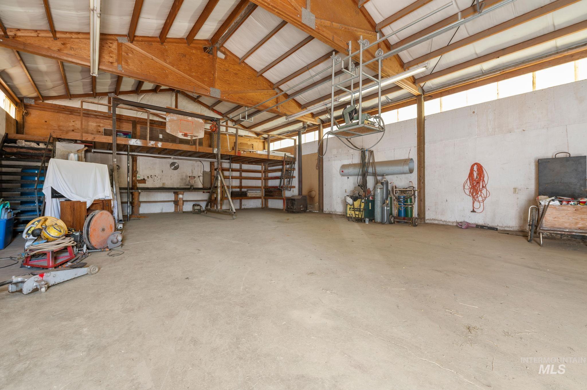 1792 Lambert Drive, Clarkston, Washington 99403, 3 Bedrooms, 2 Bathrooms, Residential For Sale, Price $675,000, 98931565