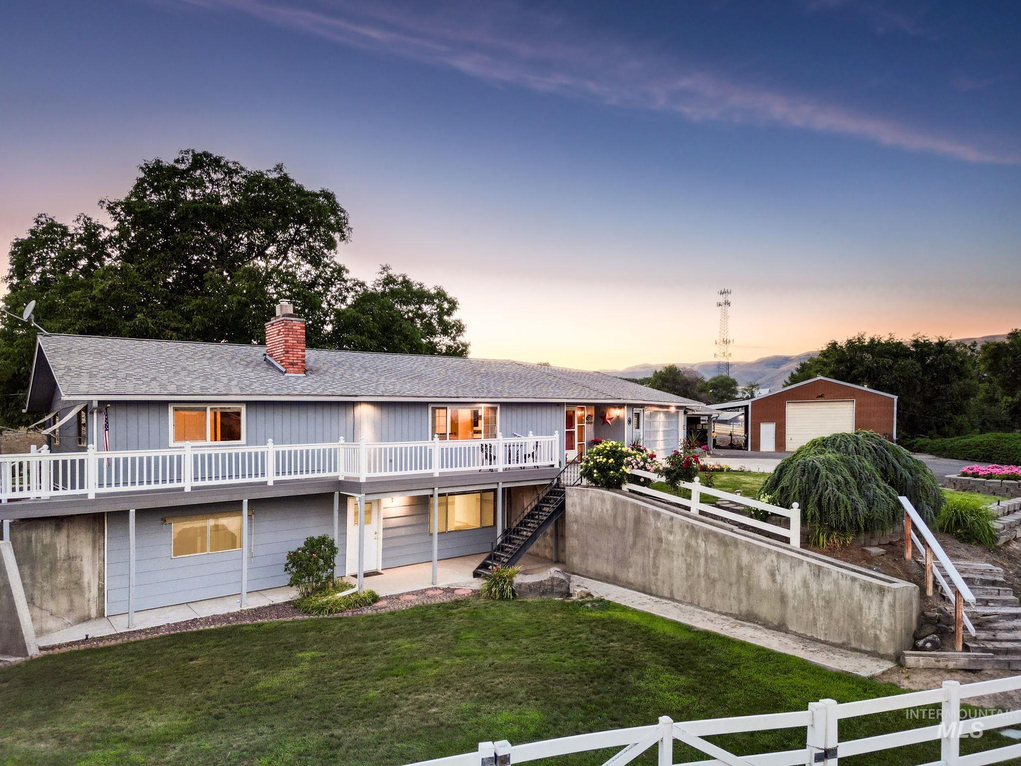 1792 Lambert Drive, Clarkston, Washington 99403, 3 Bedrooms, 2 Bathrooms, Residential For Sale, Price $675,000, 98931565