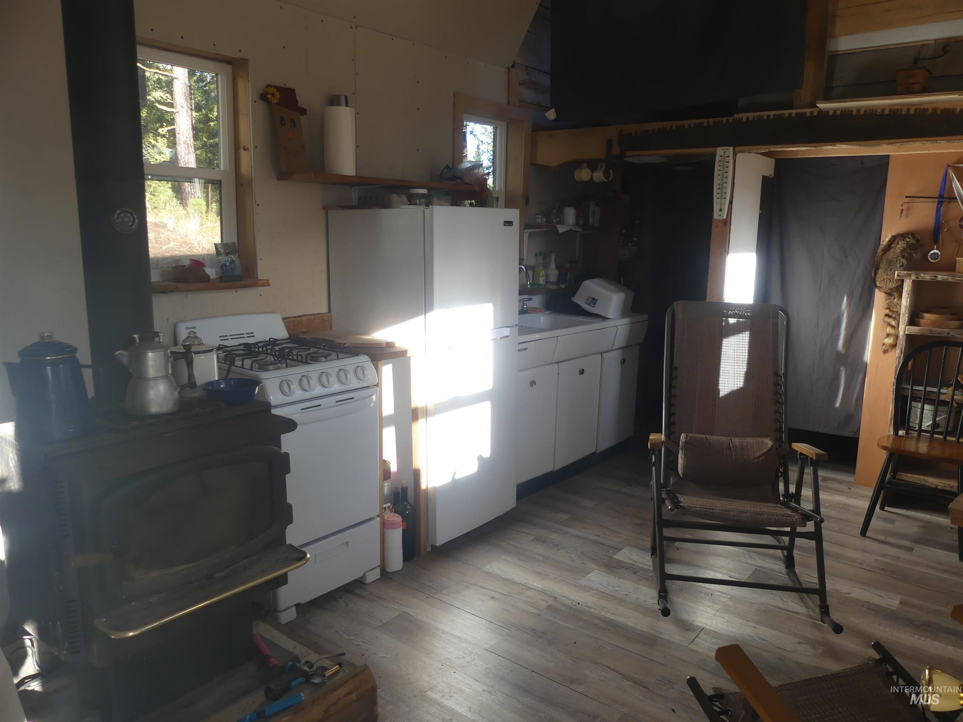 309 Wildrose Ln, Anatone, Washington 99401, 1 Bedroom, 1 Bathroom, Residential For Sale, Price $140,000, 98931570