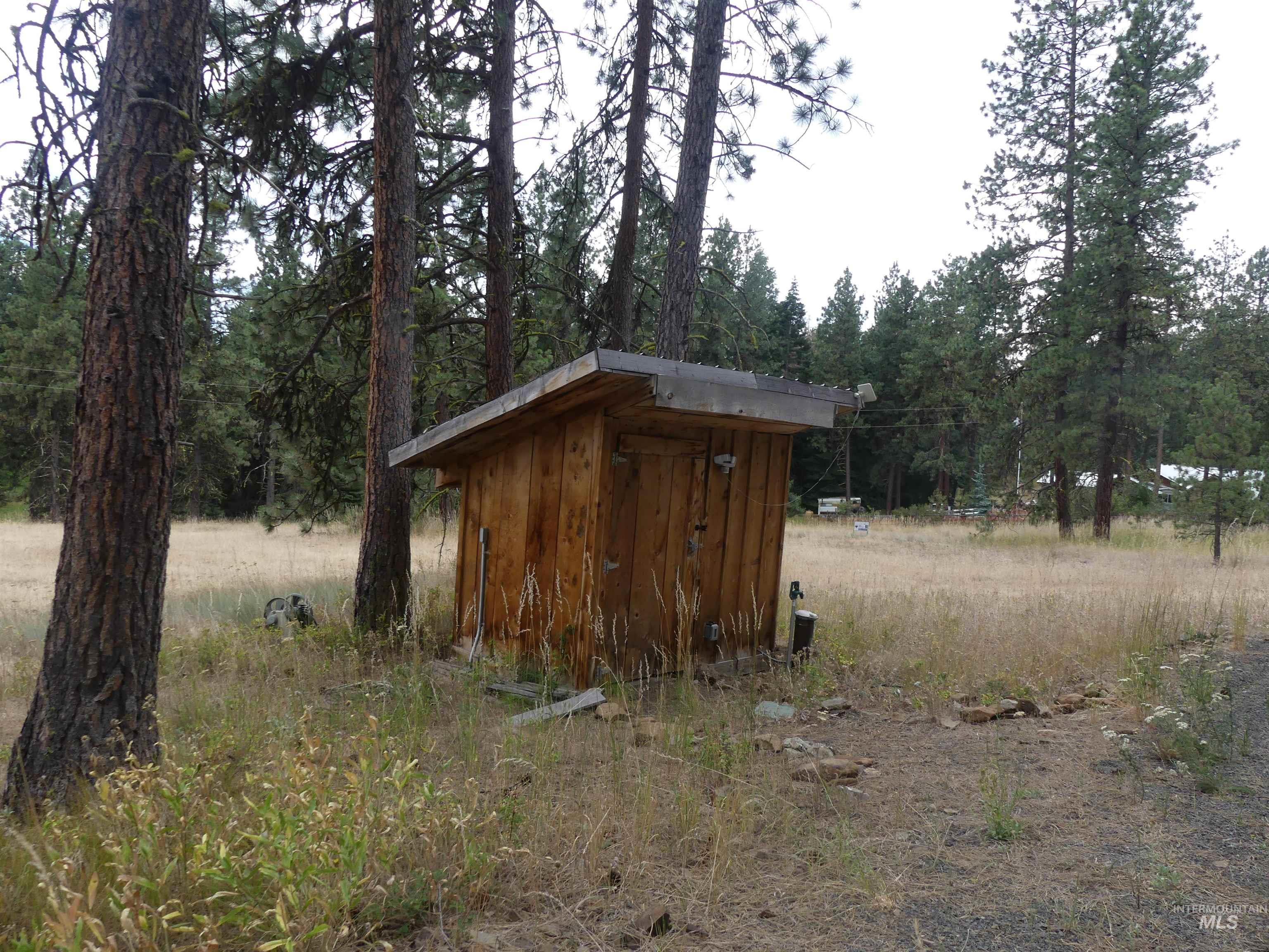 309 Wildrose Ln, Anatone, Washington 99401, 1 Bedroom, 1 Bathroom, Residential For Sale, Price $140,000, 98931570